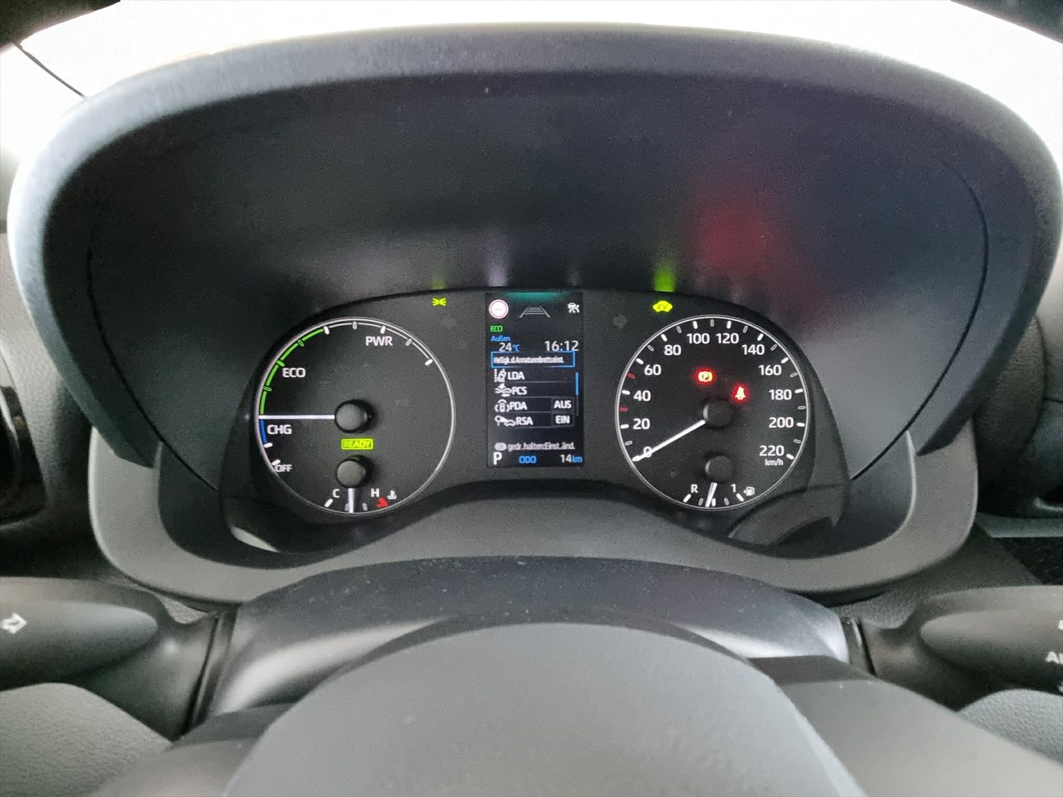 TOYOTA Yaris 1.5 Hybrid Active-image-10