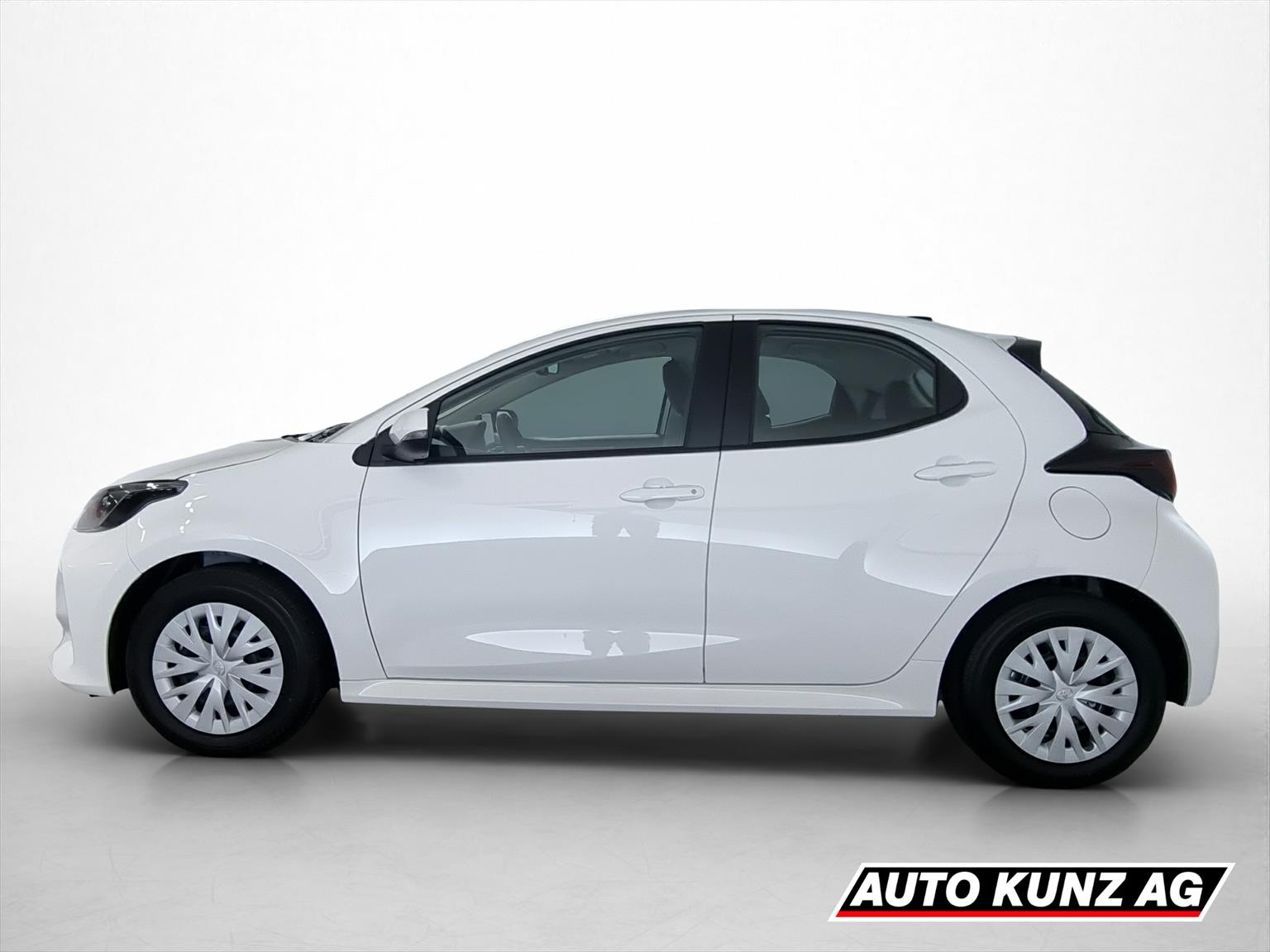 TOYOTA Yaris 1.5 Hybrid Active-showroom-element-2