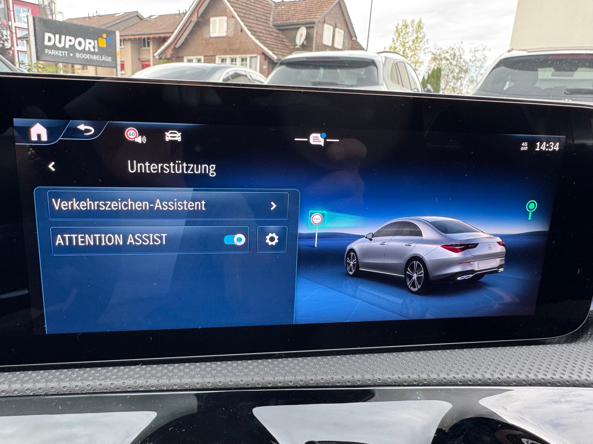 MERCEDES-BENZ CLA 200 AMG Line 7G-DCT-image-16