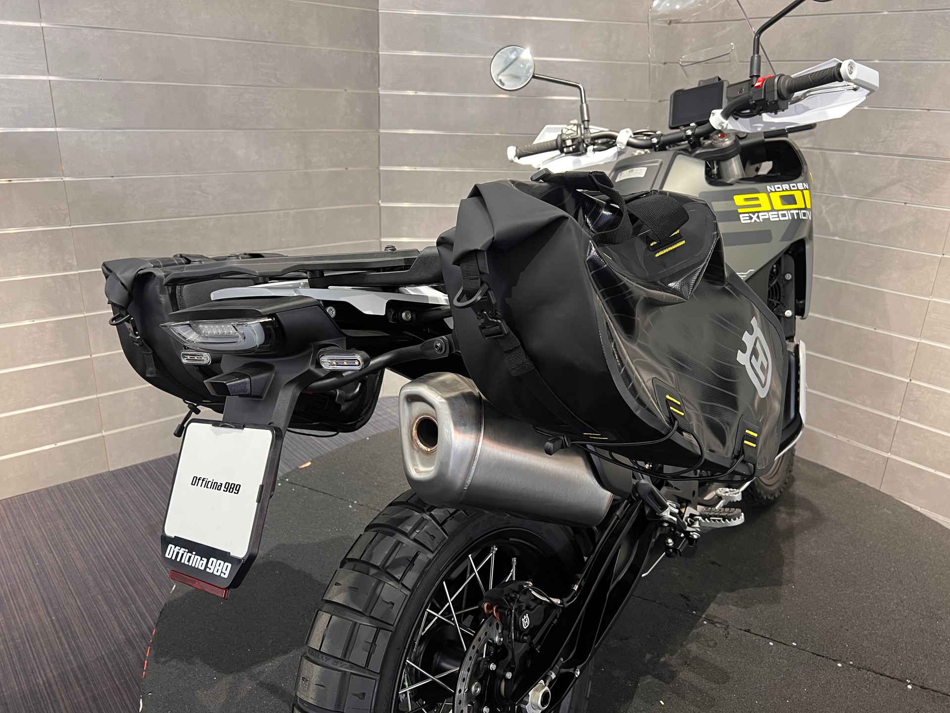 HUSQVARNA Norden 901 Expedition-image-11