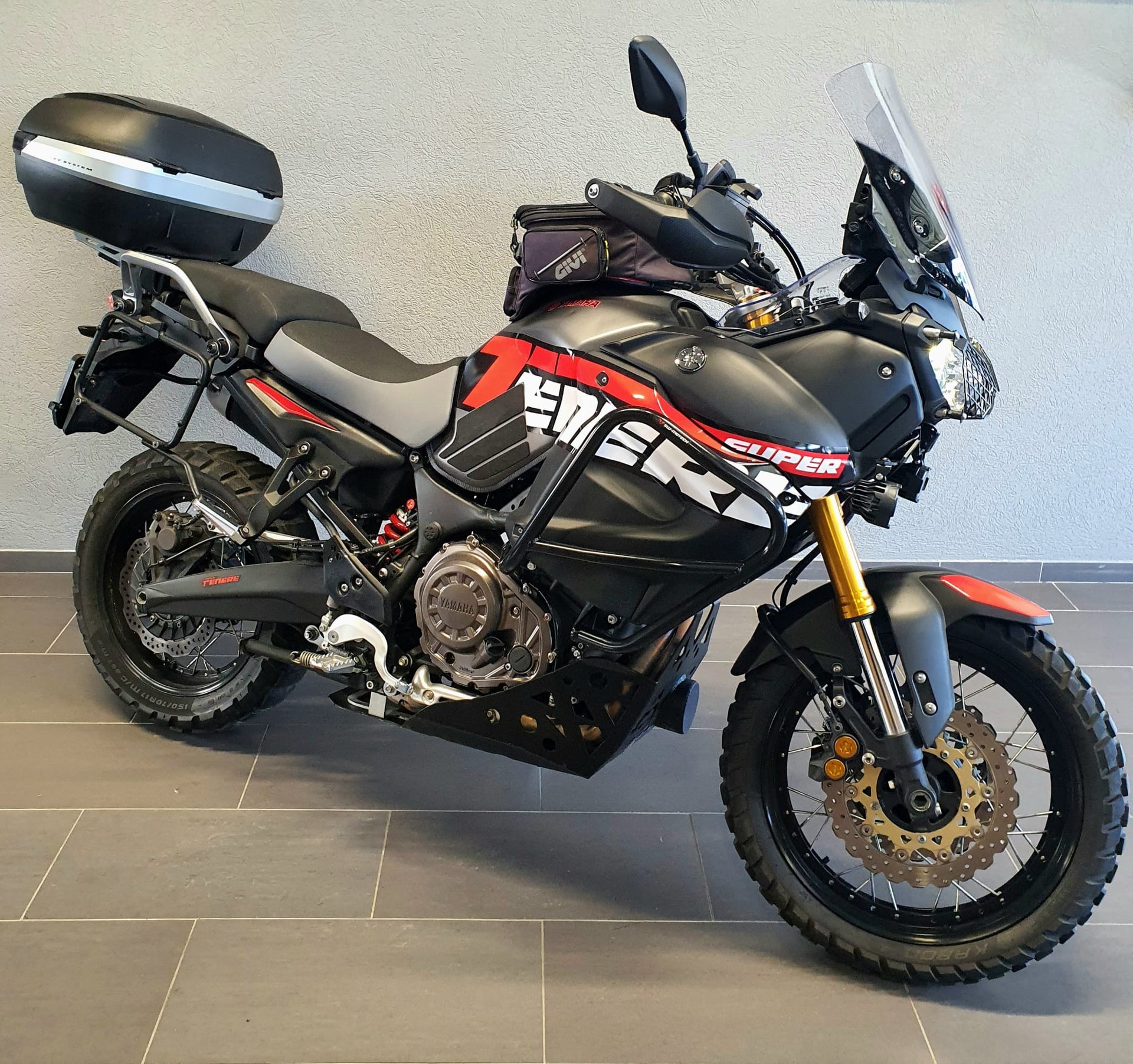 YAMAHA XT 1200 Z Super Ténéré-image-0