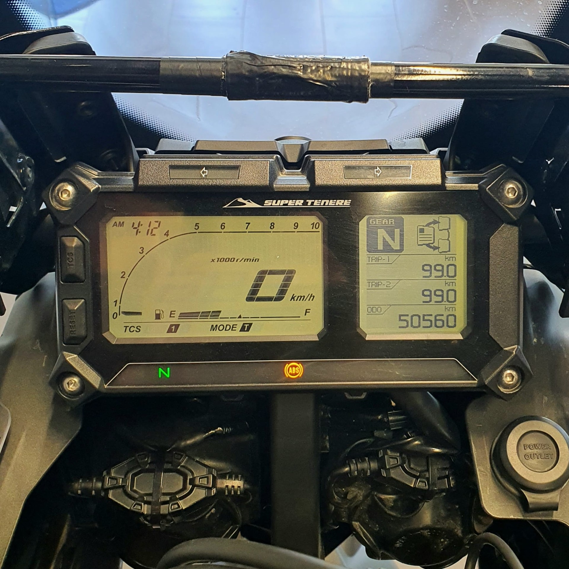 YAMAHA XT 1200 Z Super Ténéré-image-3