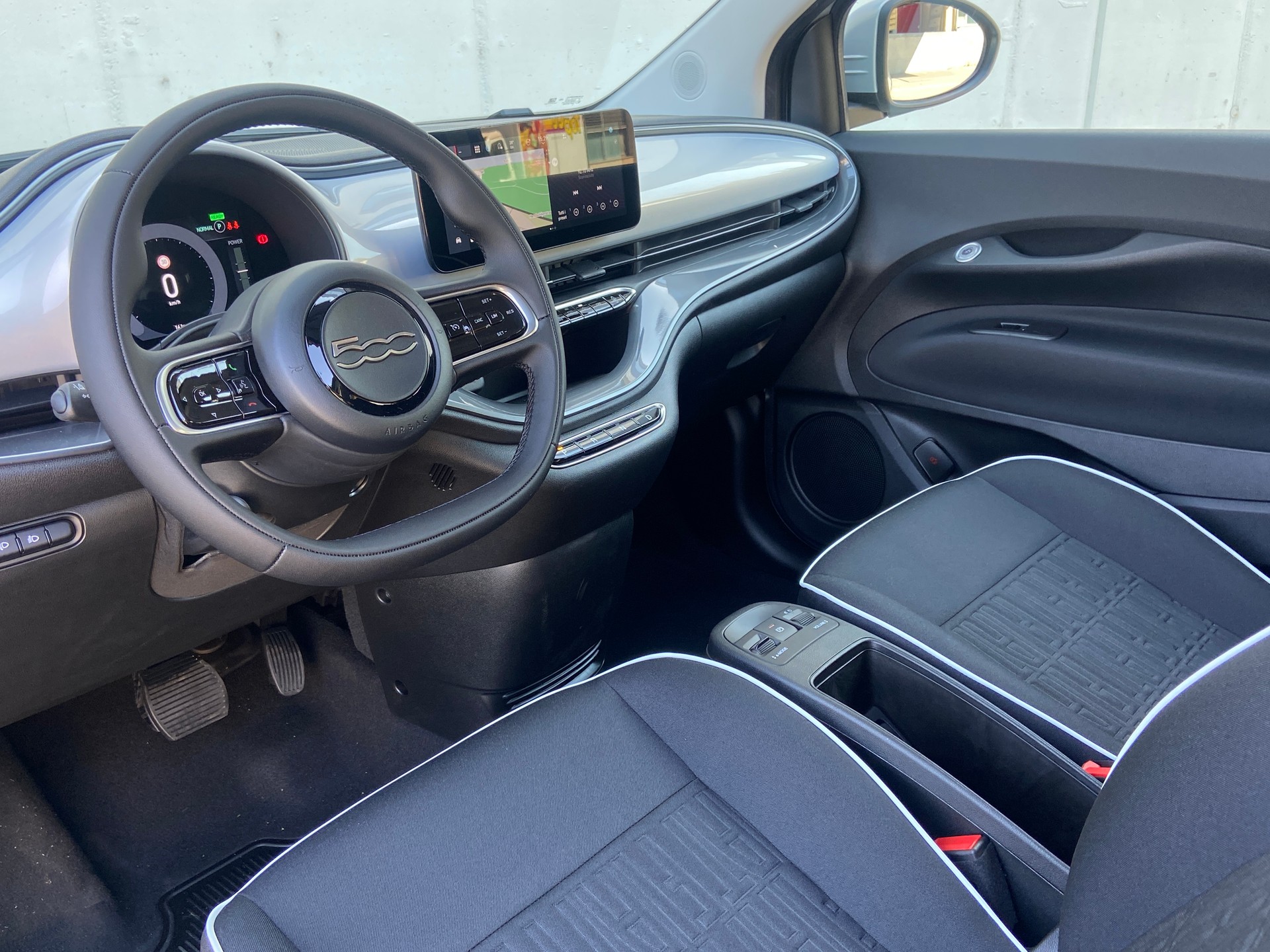 FIAT 500 electric 118PS Vita-showroom-element-3