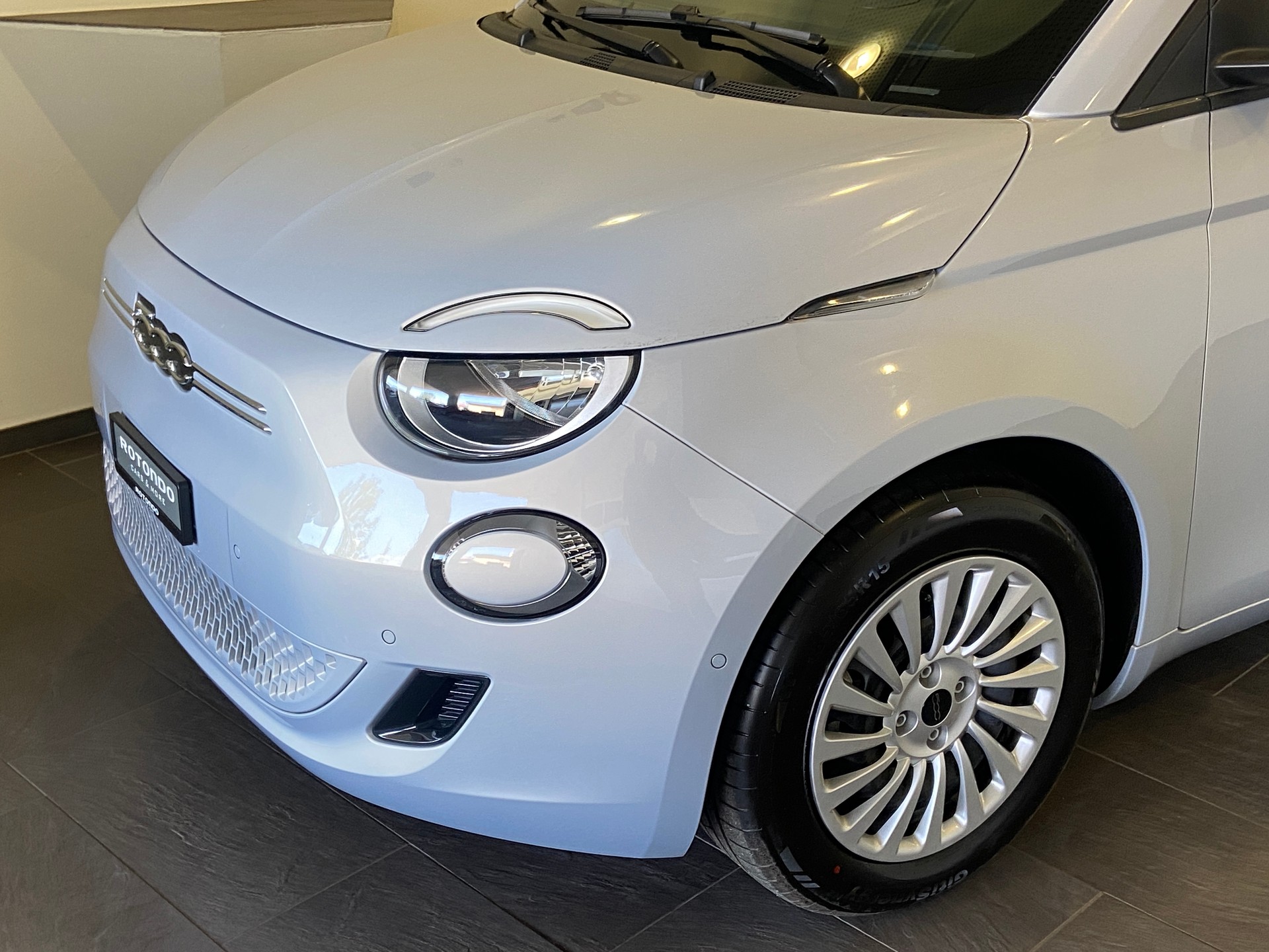FIAT 500 electric 118PS Vita-showroom-element-2