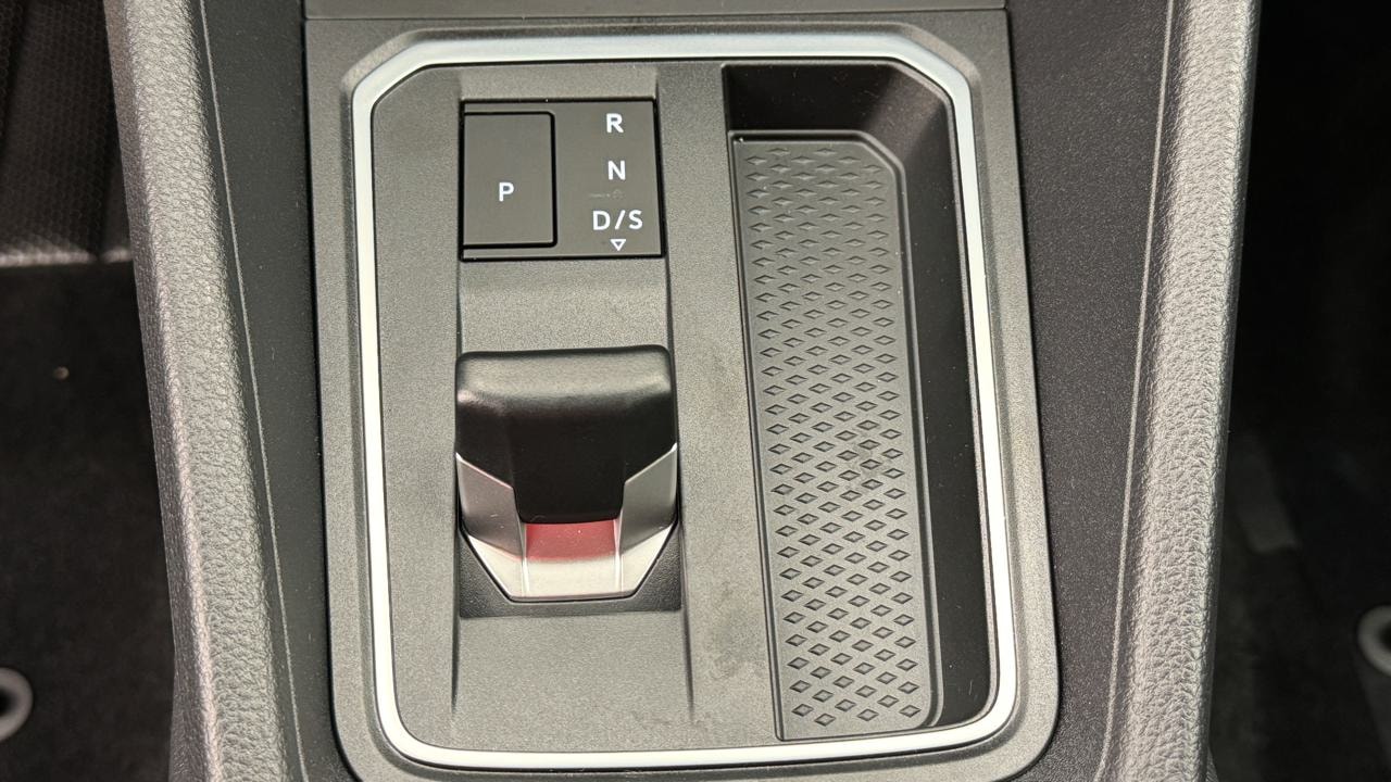 VW Caddy Maxi 1.5 TSI Plug in Hybrid Style DSG-image-10