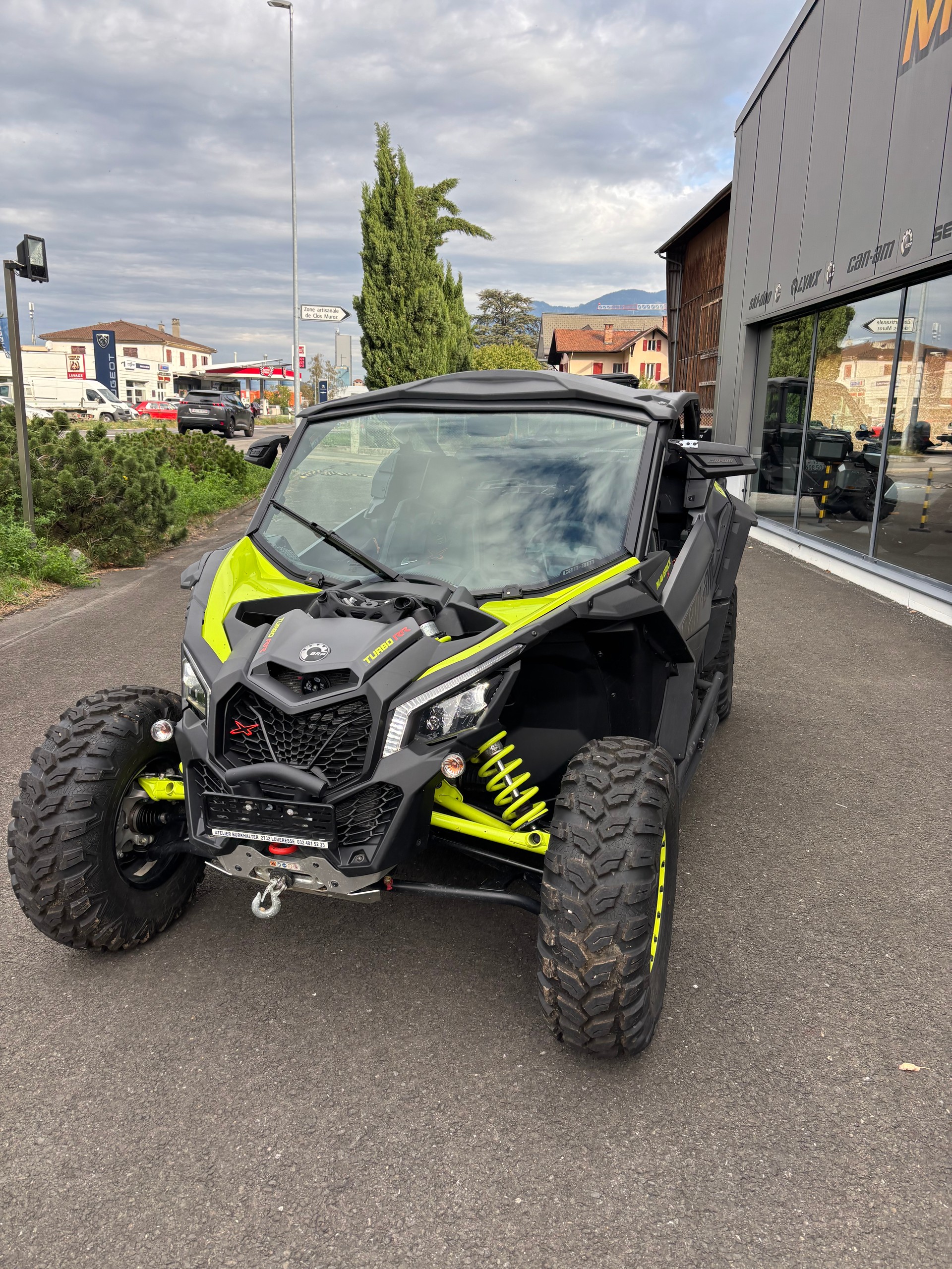 CAN-AM X DS Turbo RR-image-2