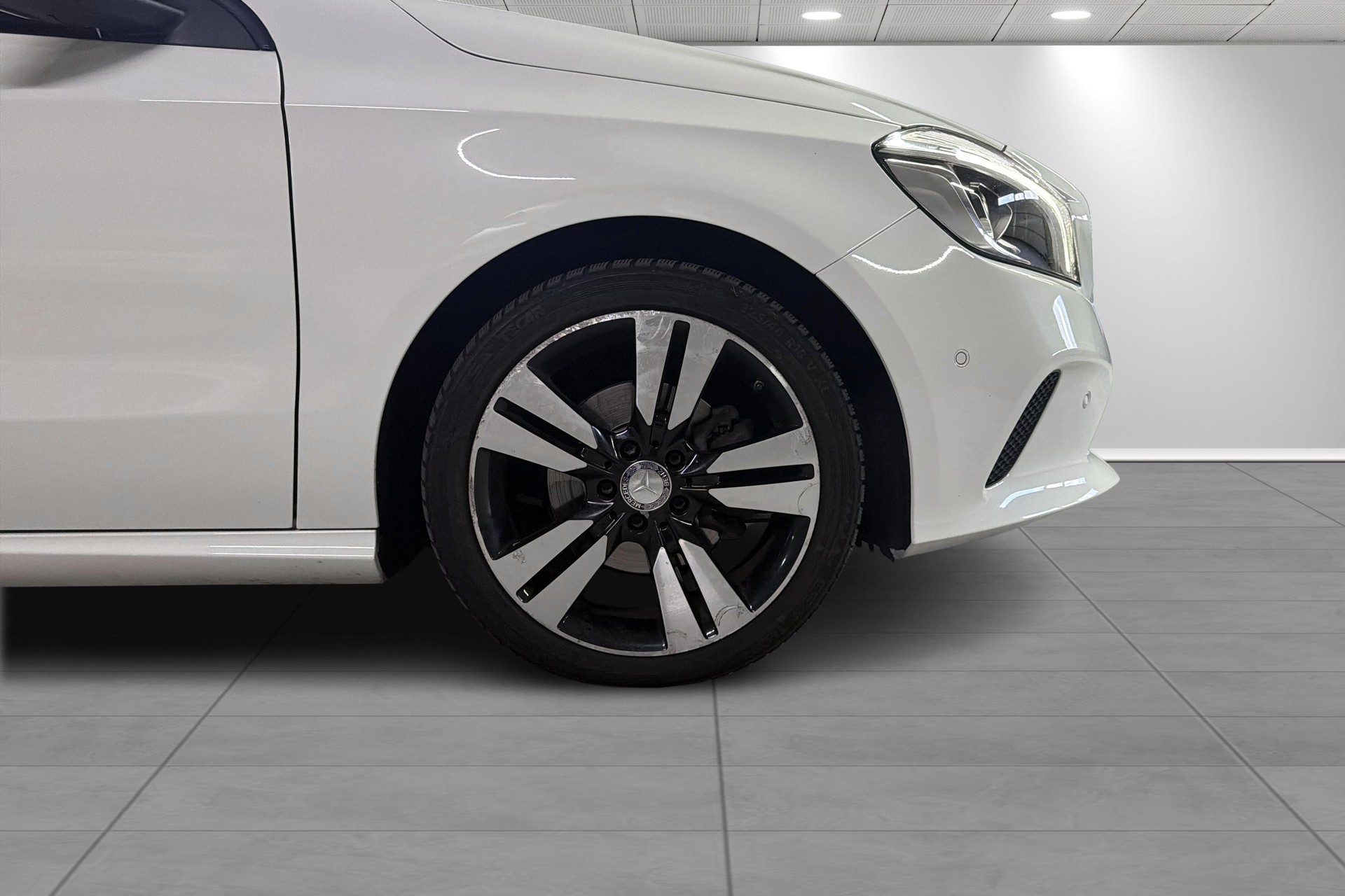 MERCEDES-BENZ A 200 CDI Night Star 7G-DCT-showroom-element-3