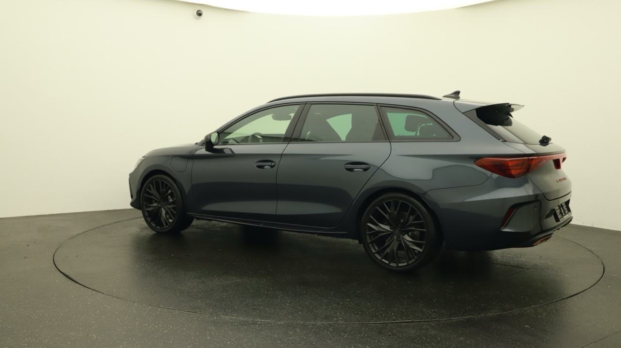 CUPRA LEON ST 1.5 e-HYBRID pHEV VZ Black Edition-showroom-element-2