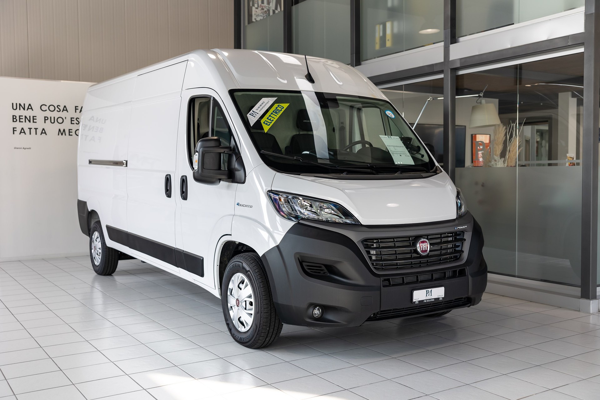 FIAT New E-Ducato 35 47kWh MH2 L2 H2 Comfort Full Option-image-3