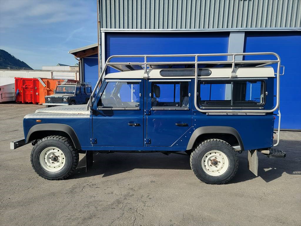 LAND ROVER Defender 110 SW 2.5 Td5-image-1