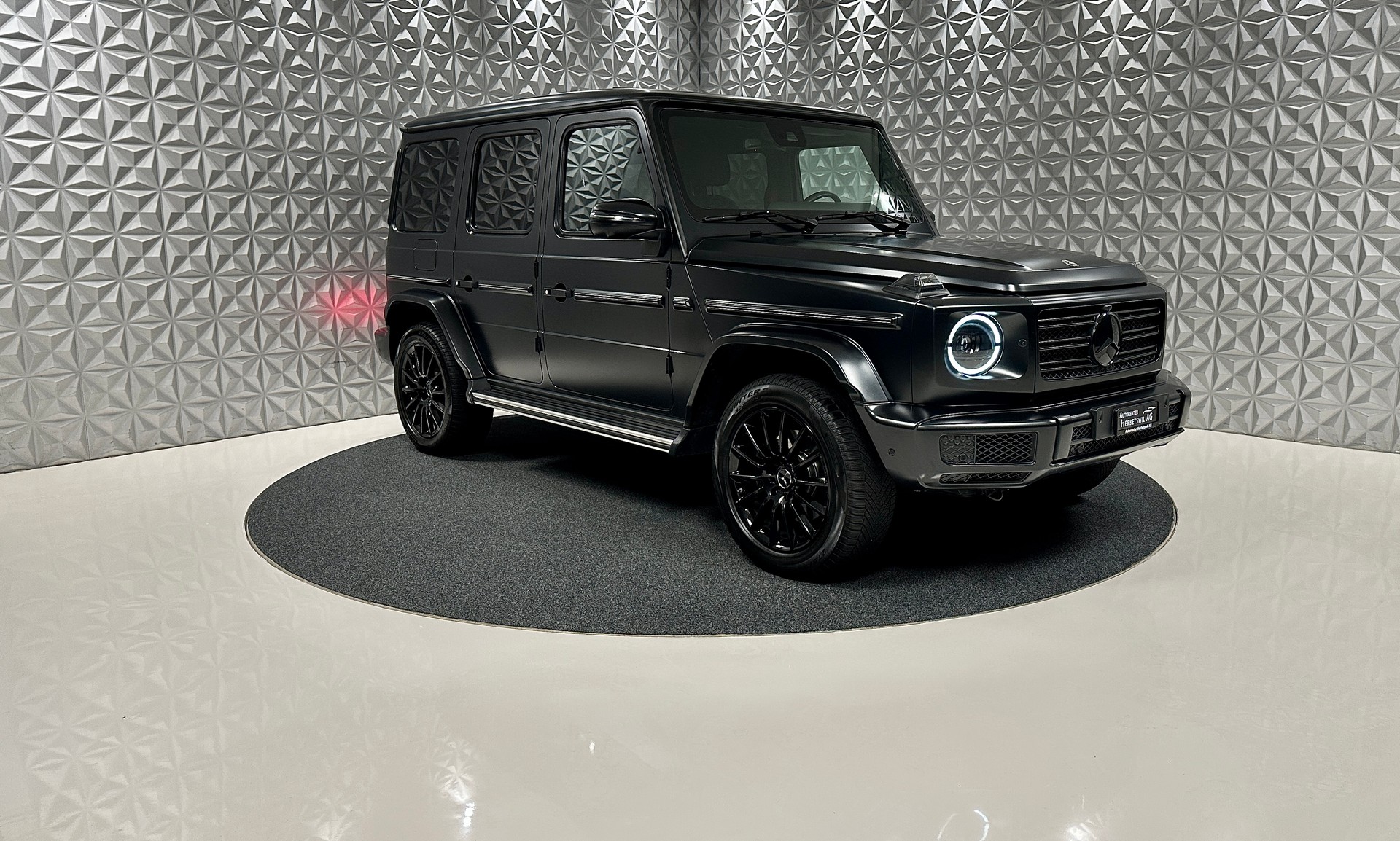 MERCEDES-BENZ G 400 d AMG Line 9G-Tronic-showroom-element-2