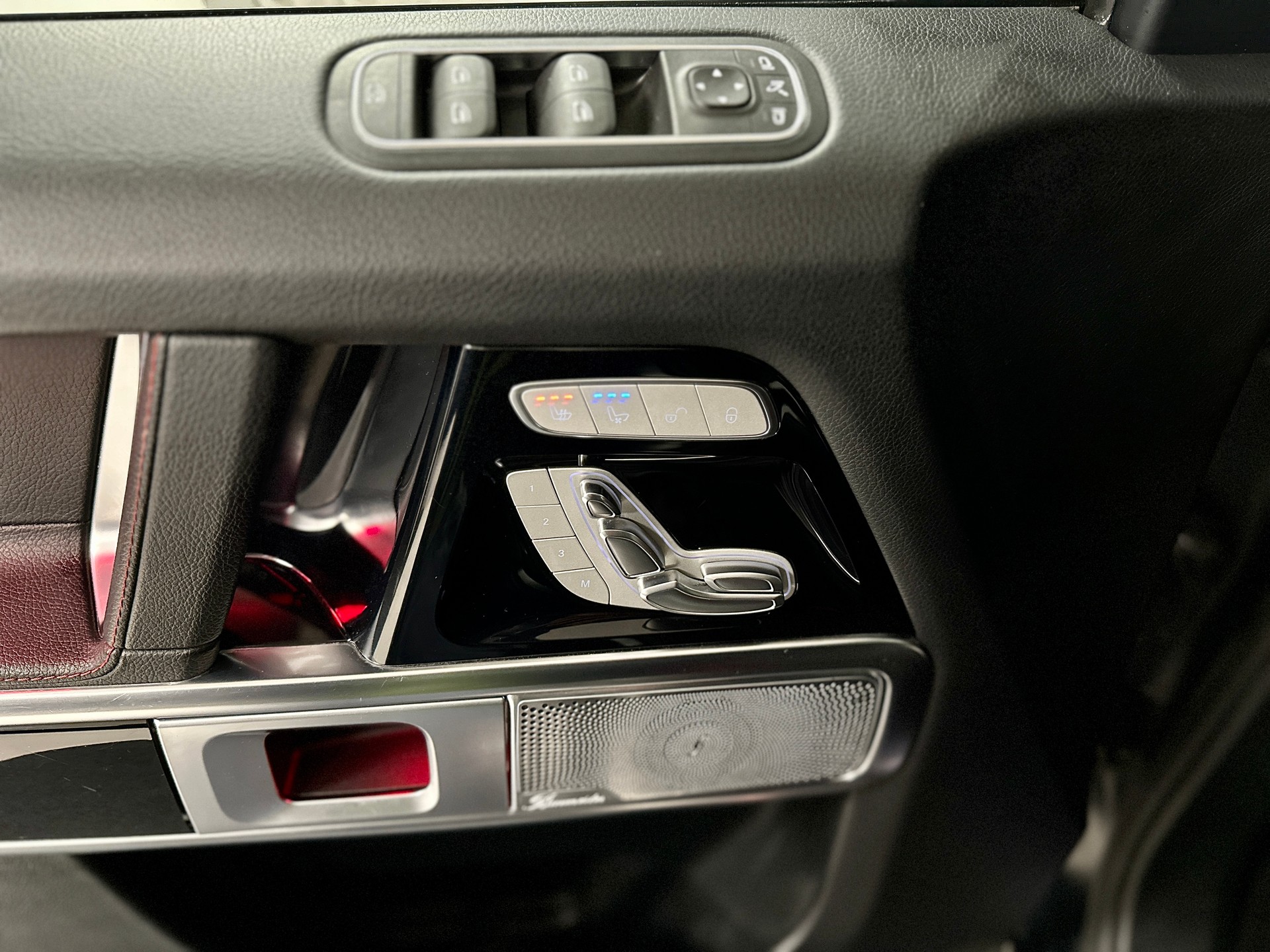 MERCEDES-BENZ G 400 d AMG Line 9G-Tronic-image-13