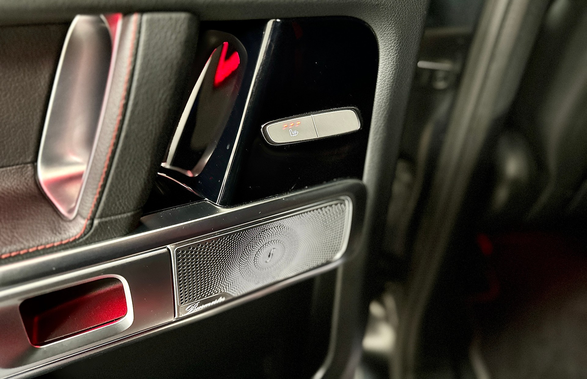 MERCEDES-BENZ G 400 d AMG Line 9G-Tronic-image-16