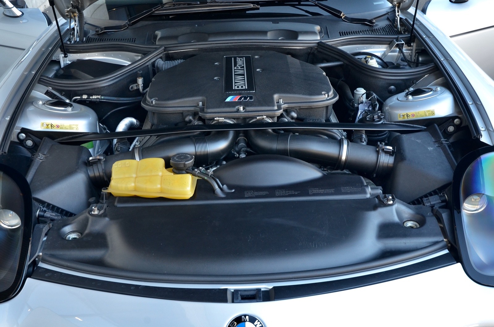 BMW Z8 Roadster-image-27