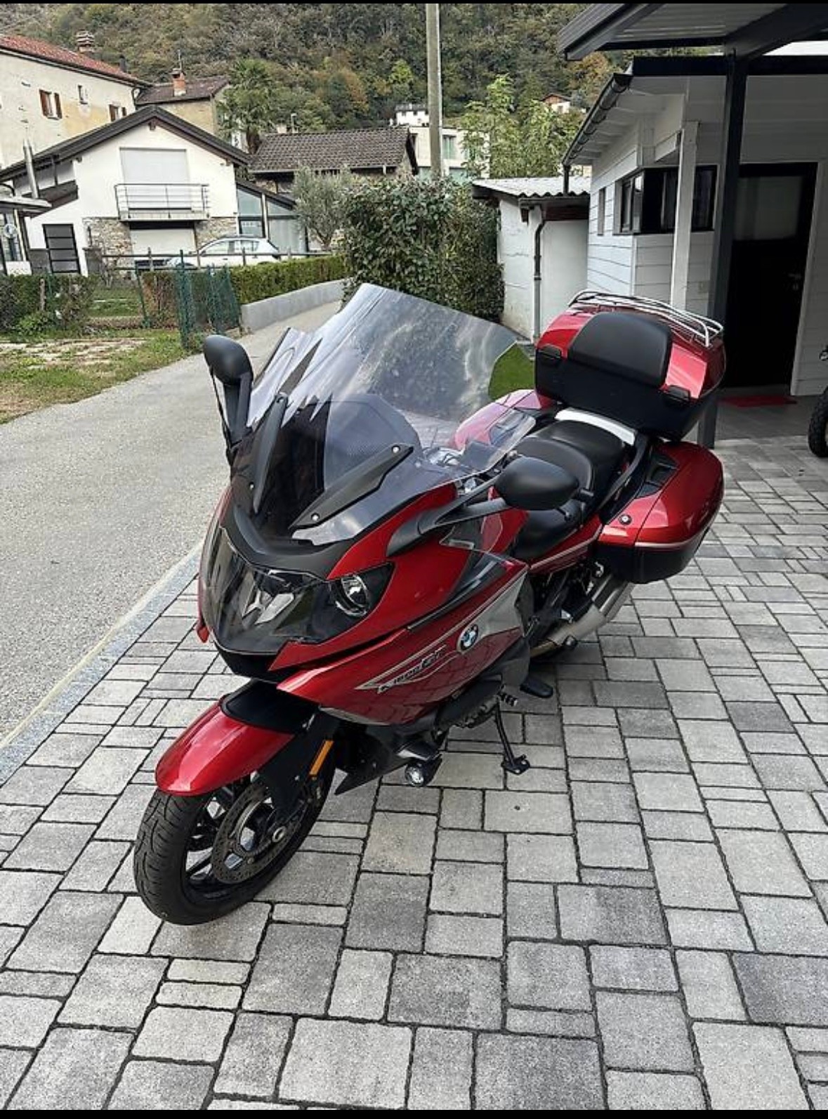 BMW K 1600 GT-image-1