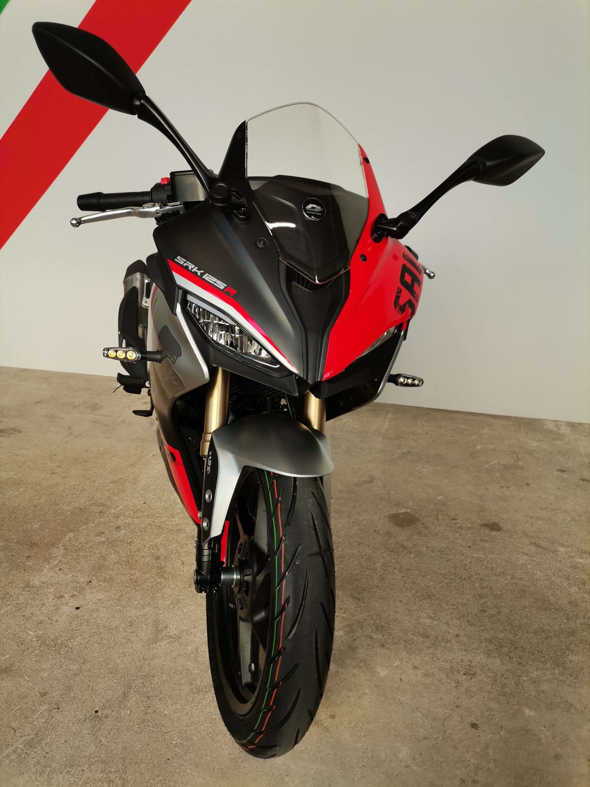 QJ SRK 125 R-image-3