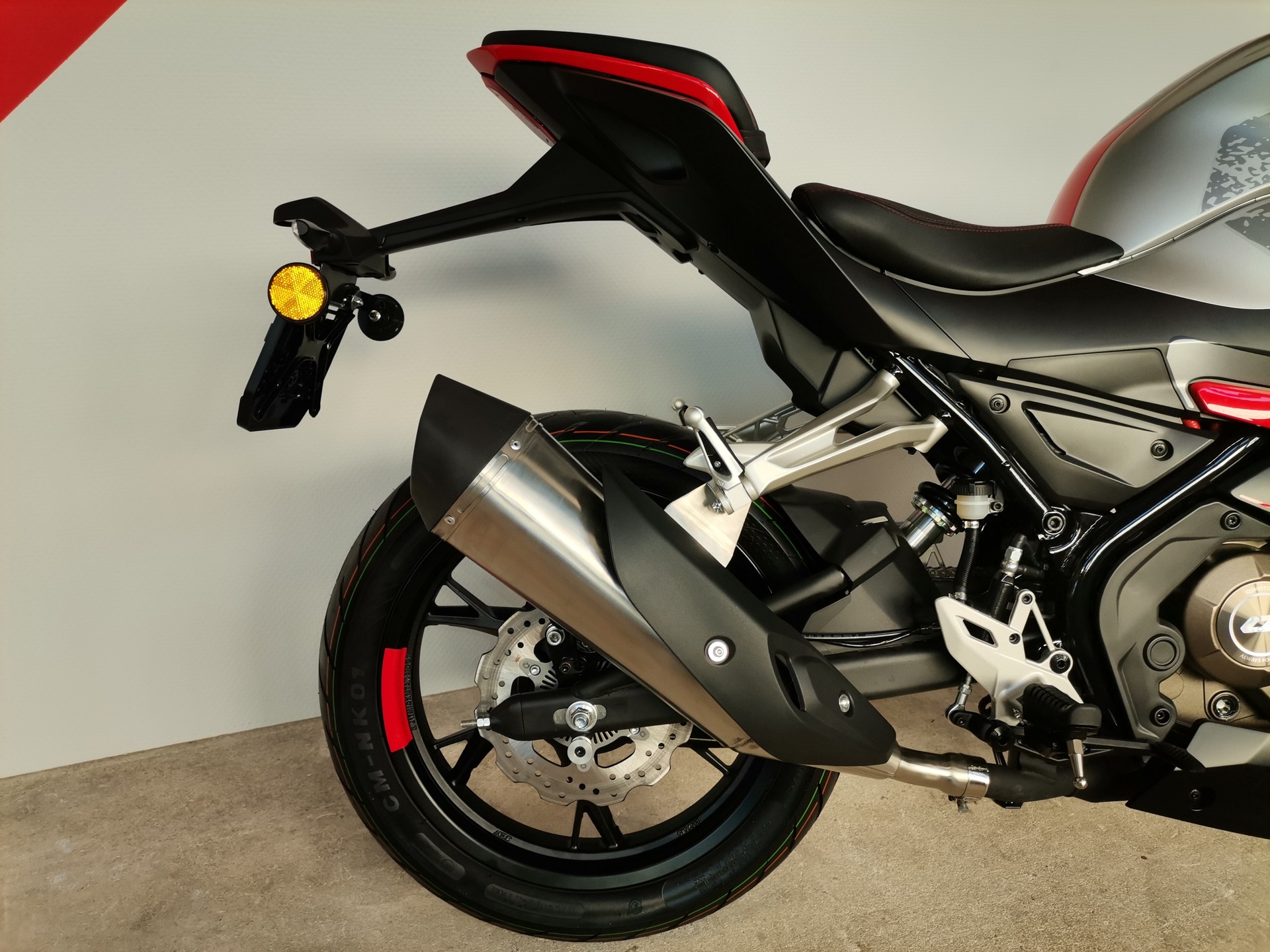 QJ SRK 125 R-image-1