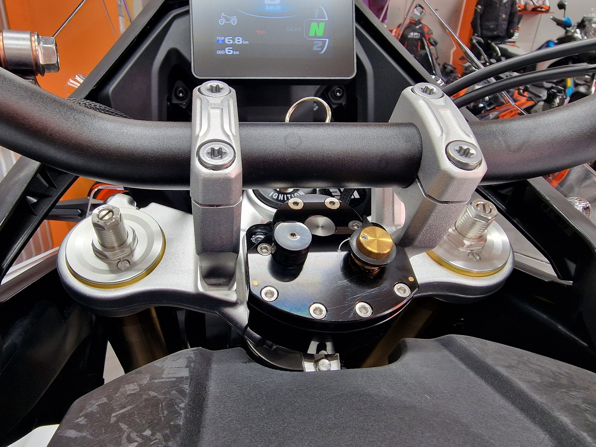 VOGE 800 DS Rally-image-8