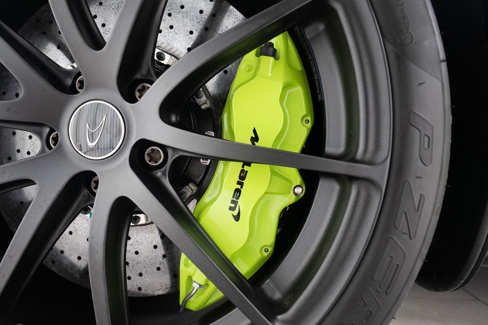 McLAREN 675LT Coupé 3.8 V8 SSG-image-12