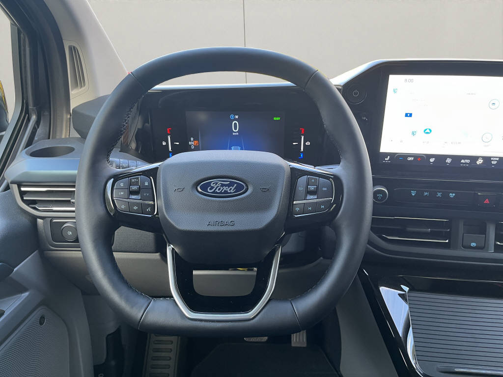 FORD E-Tourneo C Bus 340 L1 Active-image-12