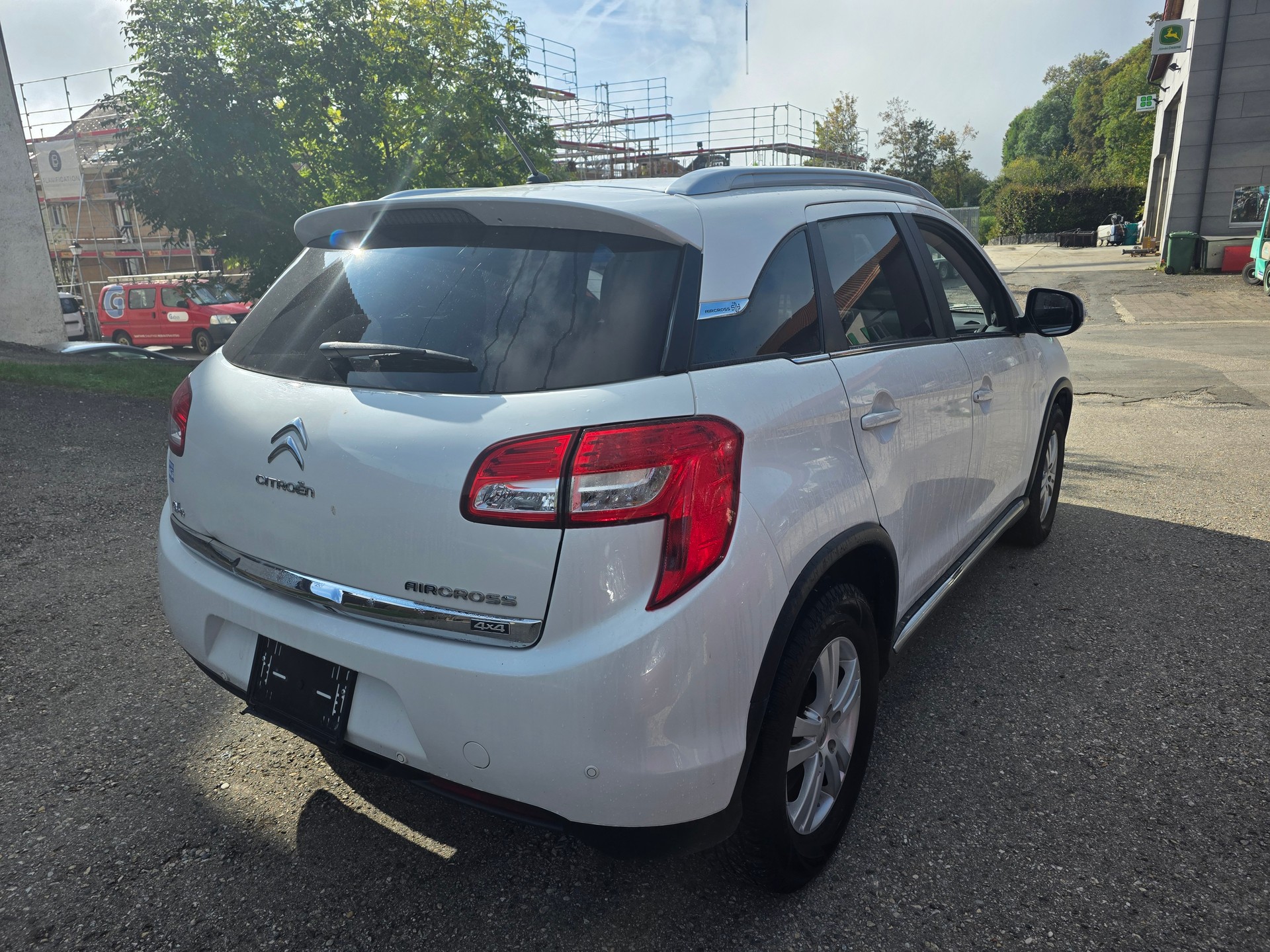 CITROEN C4 Aircross 1.6 HDi Exclusive 4WD-image-3