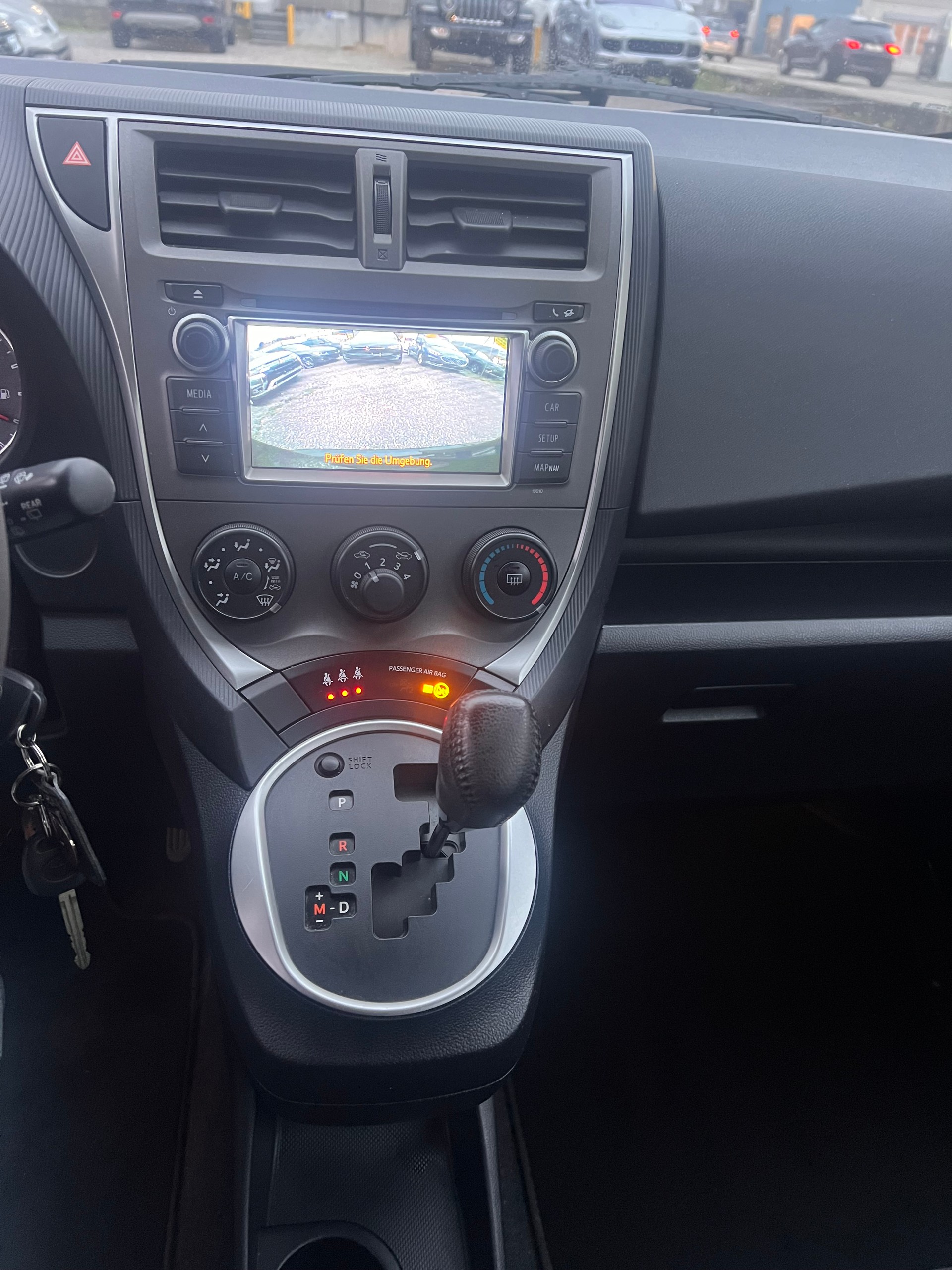 TOYOTA Verso-S 1.33 Linea Luna Multidrive S-image-9