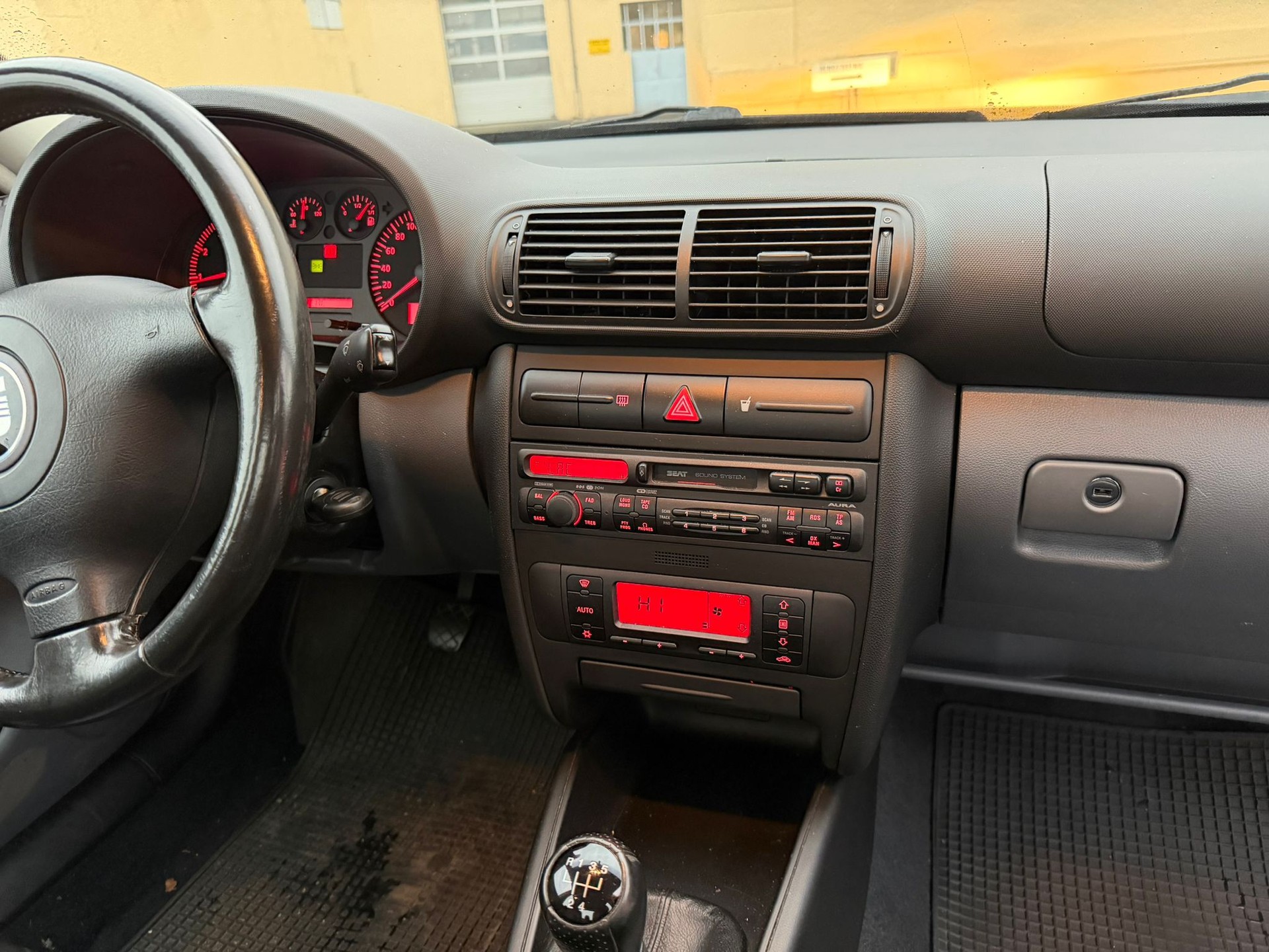 SEAT Toledo 1.8 Signum-image-8
