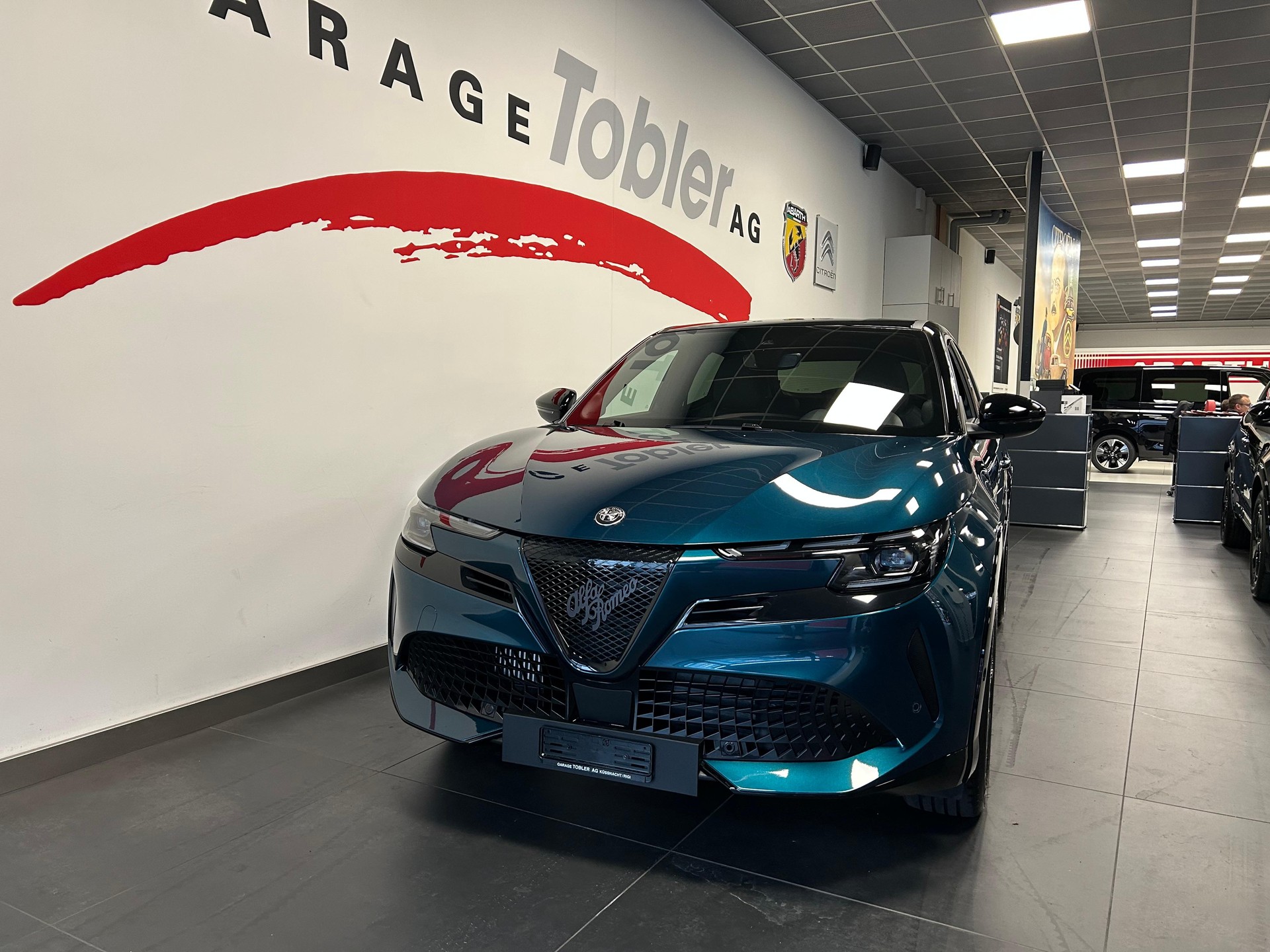 ALFA ROMEO Junior 1.2 Ibrida Q4-showroom-element-3