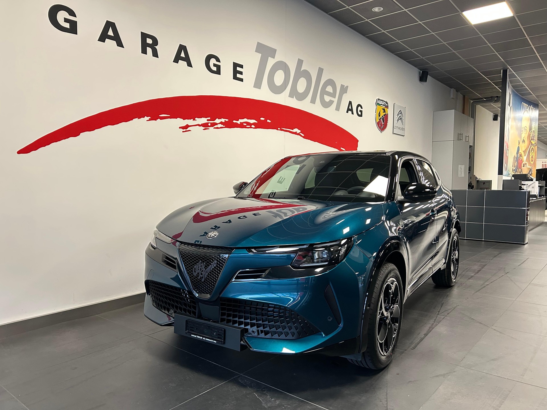 ALFA ROMEO Junior 1.2 Ibrida Q4-showroom-element-2
