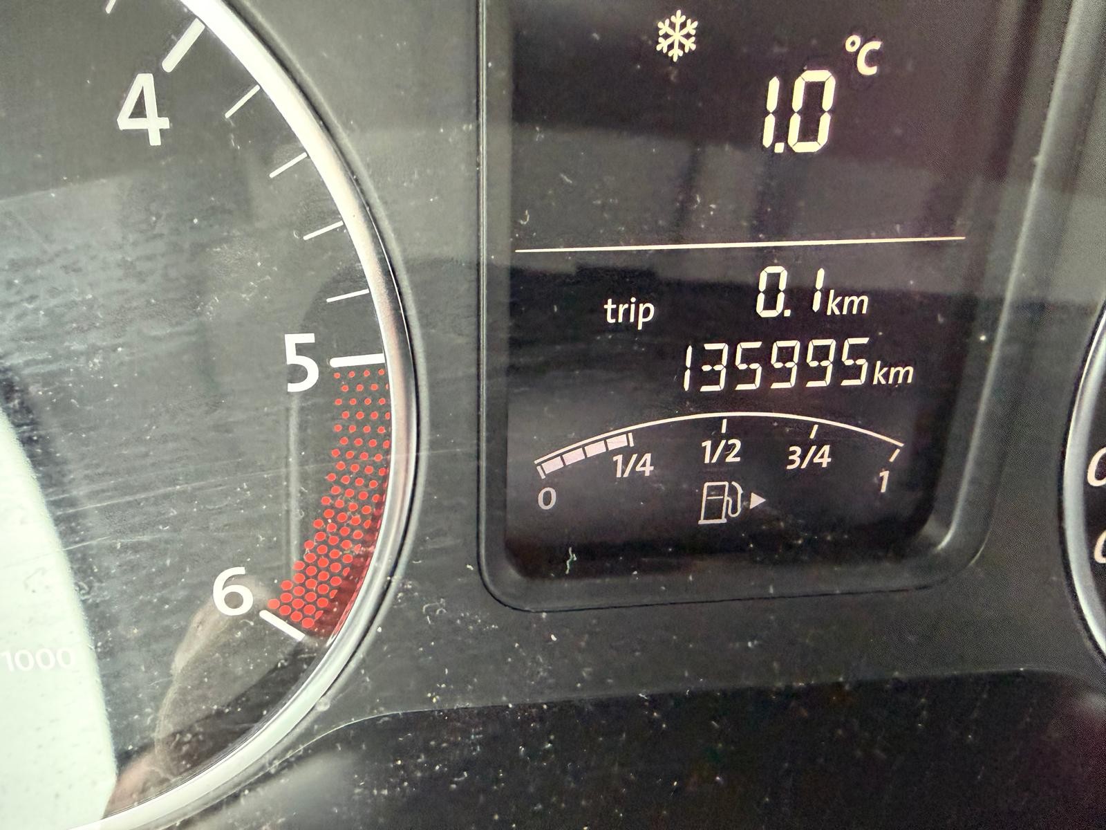 VW Polo 1.6 TDI Trendline DSG-image-12