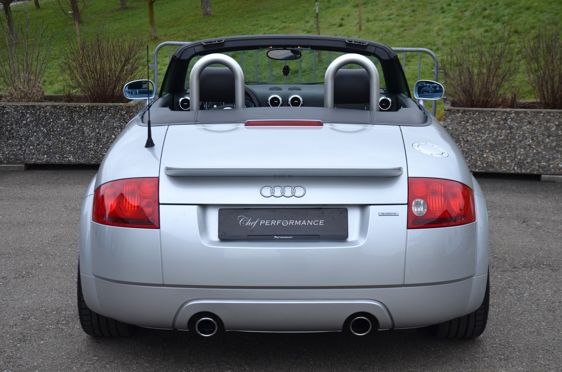 AUDI TT Roadster 1.8 T quattro-image-11