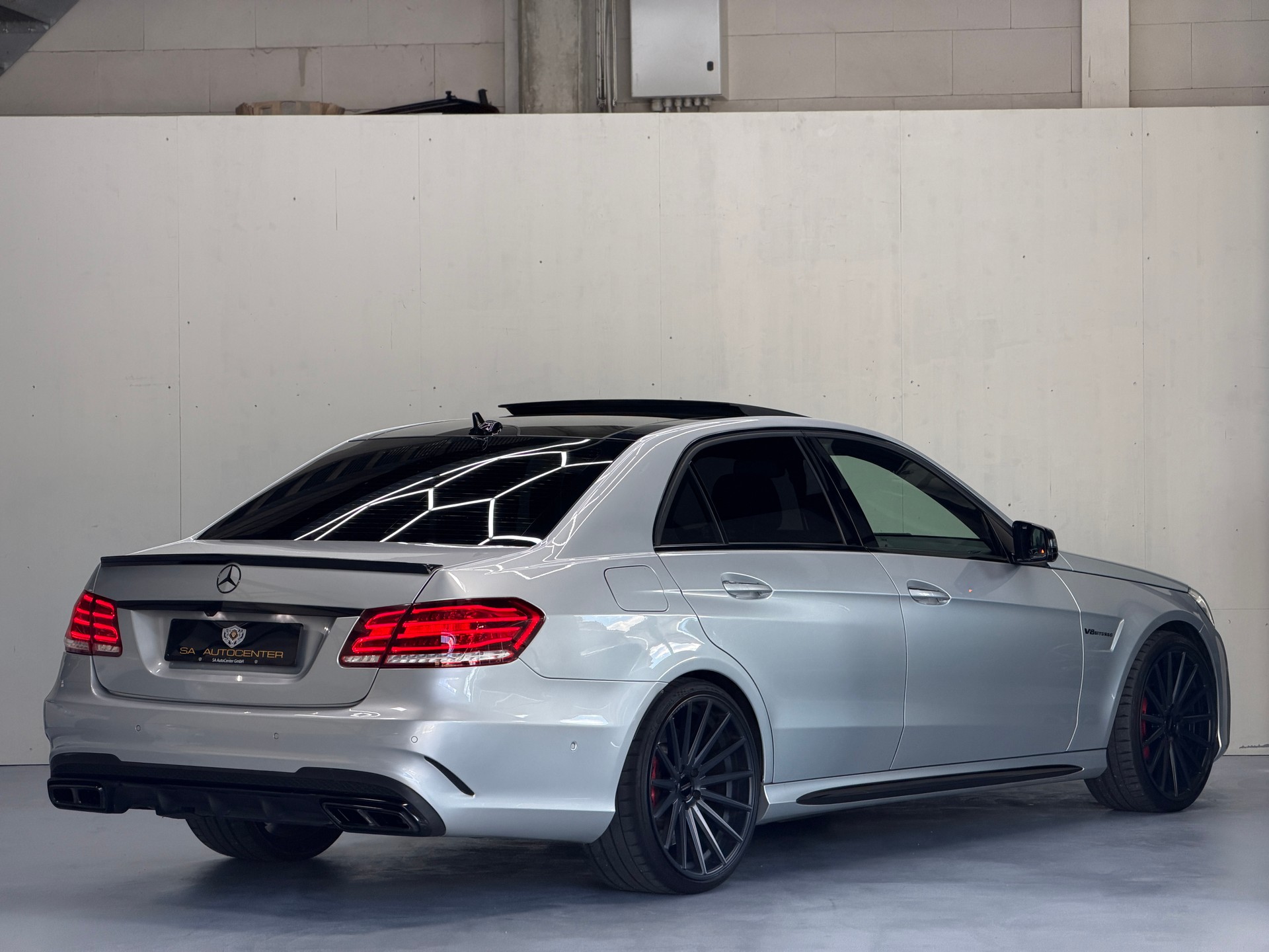MERCEDES-BENZ E 63 AMG S 4Matic Speedshift-image-5