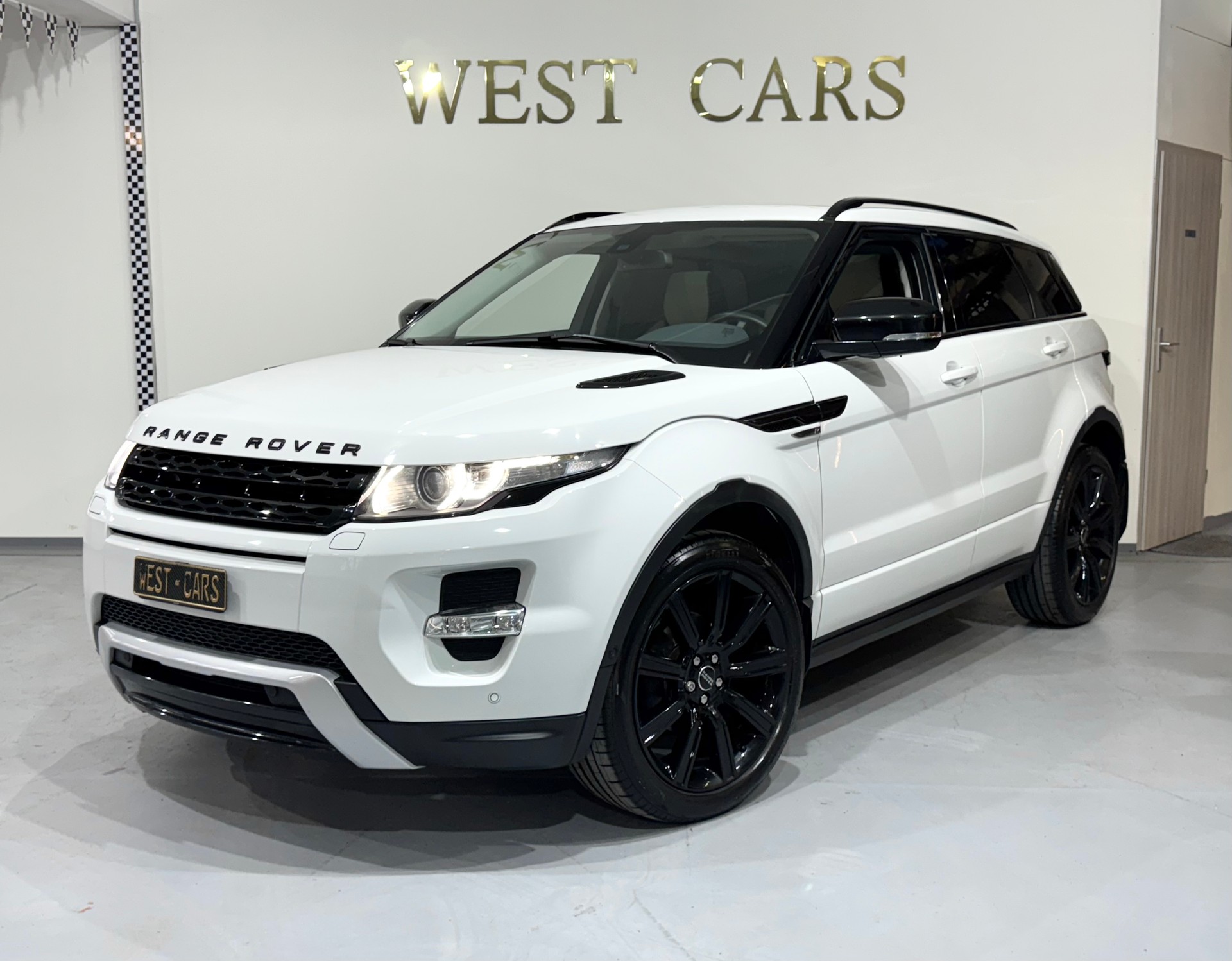 LAND ROVER Range Rover Evoque 2.0 Si4 Dynamic AT6
