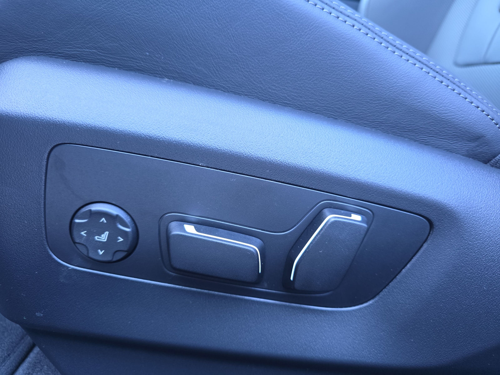 BMW M5 xDrive-image-21