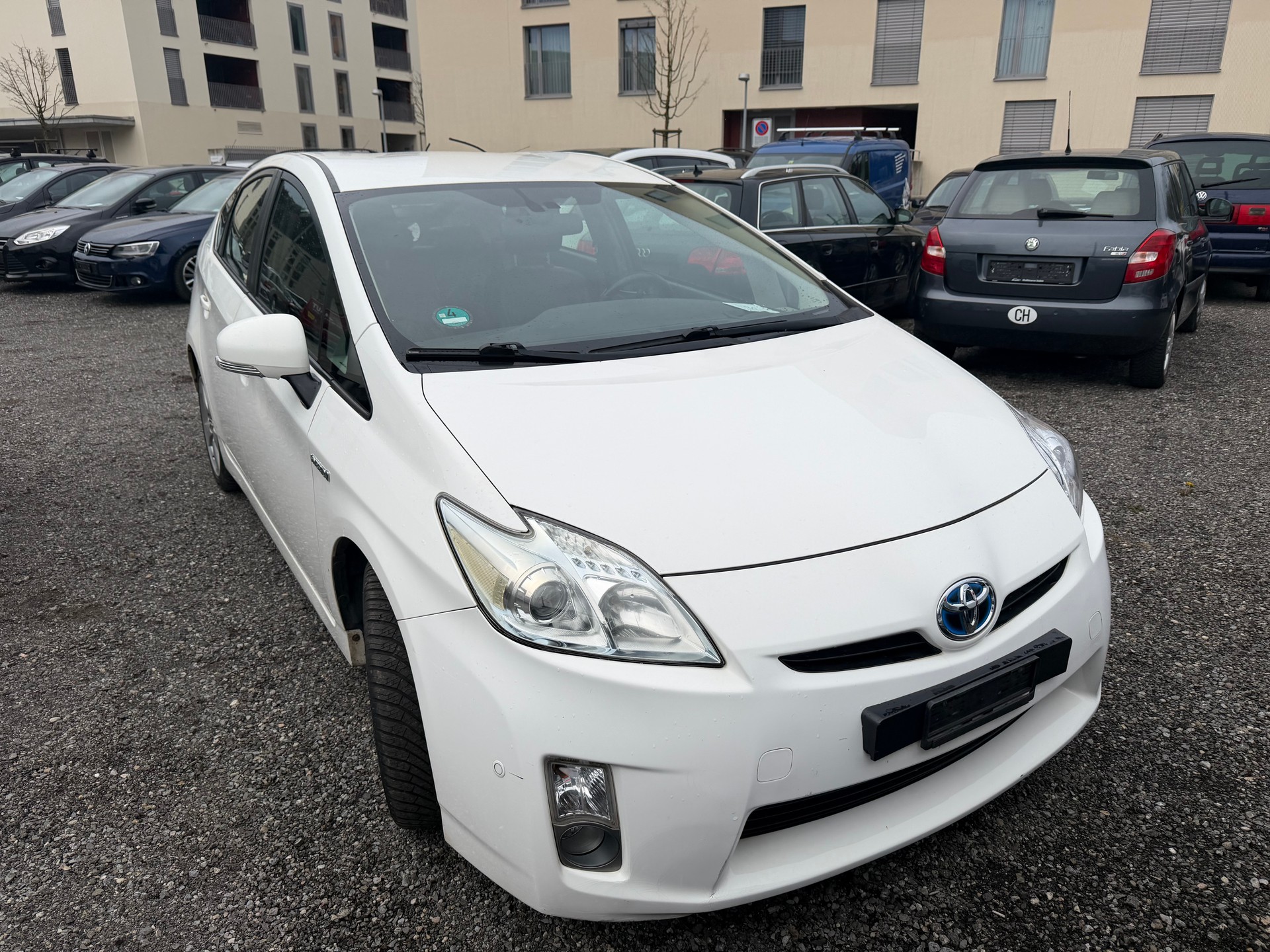 TOYOTA Prius 1.8 16V HSD Luna