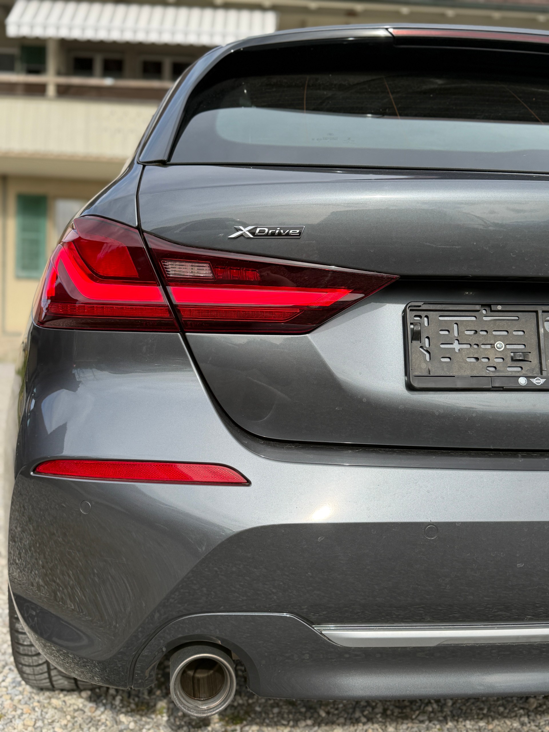 BMW 120d xDrive Steptronic Luxury Line-image-9
