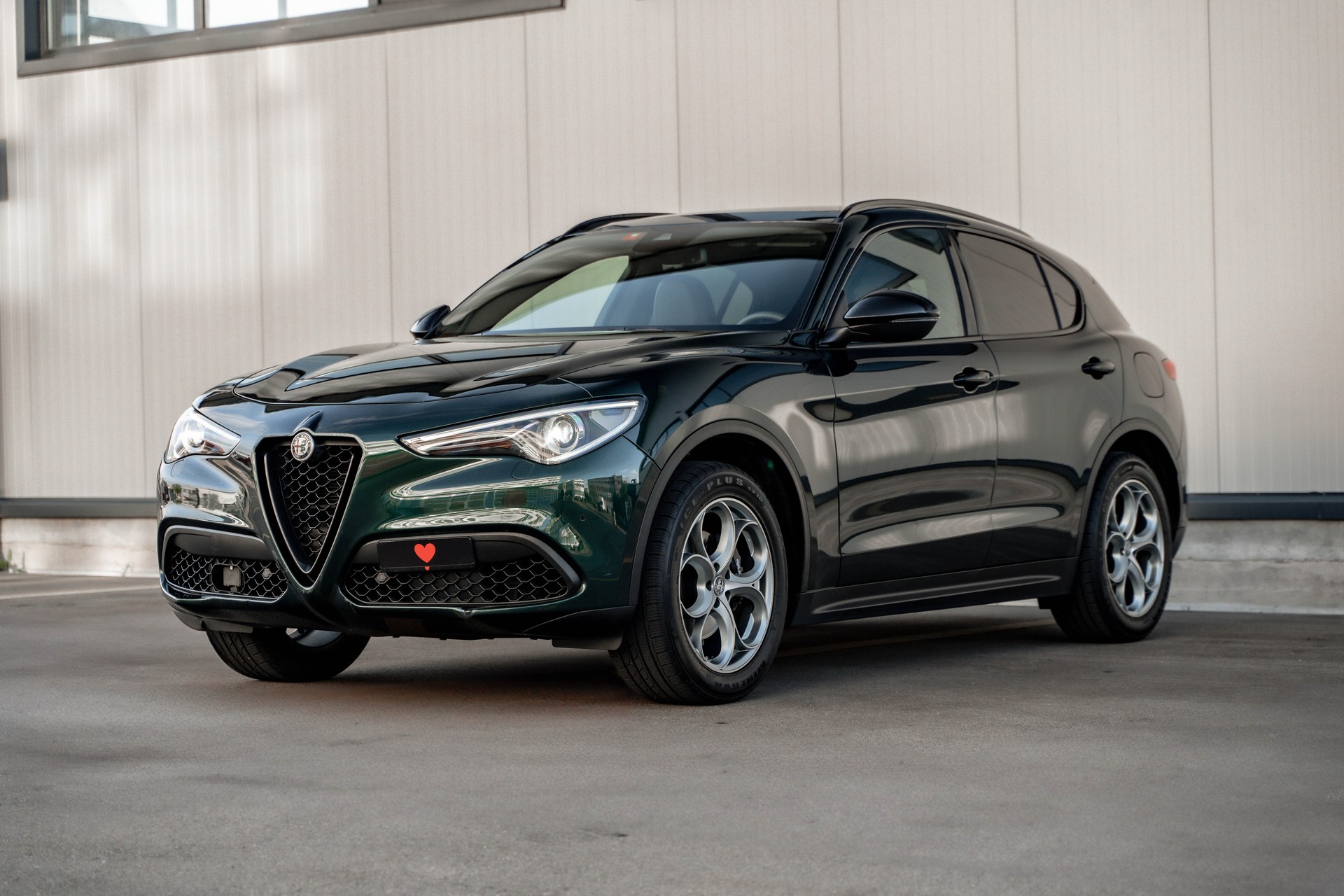 ALFA ROMEO Stelvio 2.2 JTDM Executive Q4 Automatic * FRISCH AB MFK * VOLLAUSSTATTUNG * HARMAN KARDON * WASSERPUMPE & ZAHNRIEMEN ERSETZT *