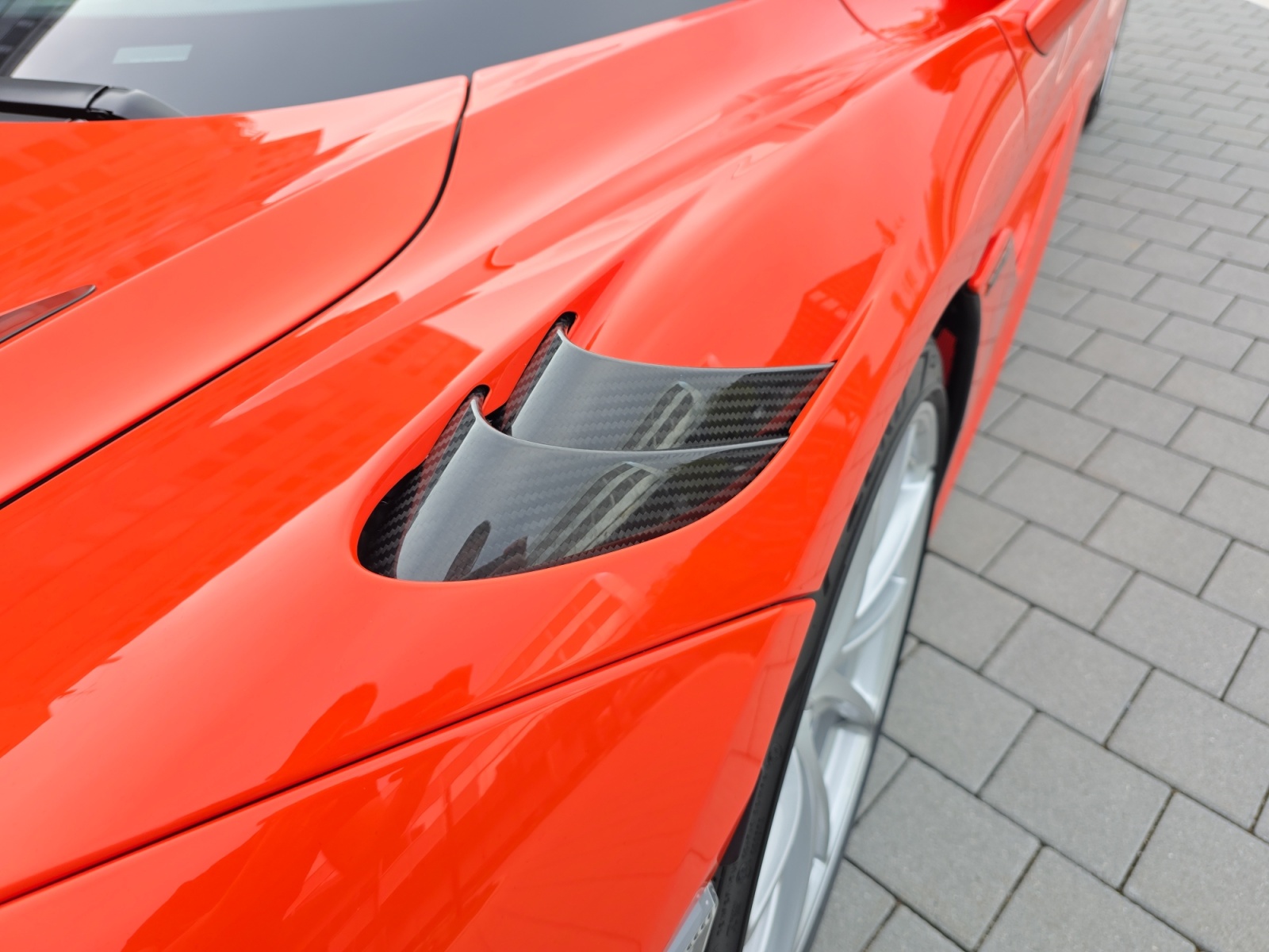 McLAREN 750S Spider Performance-image-17