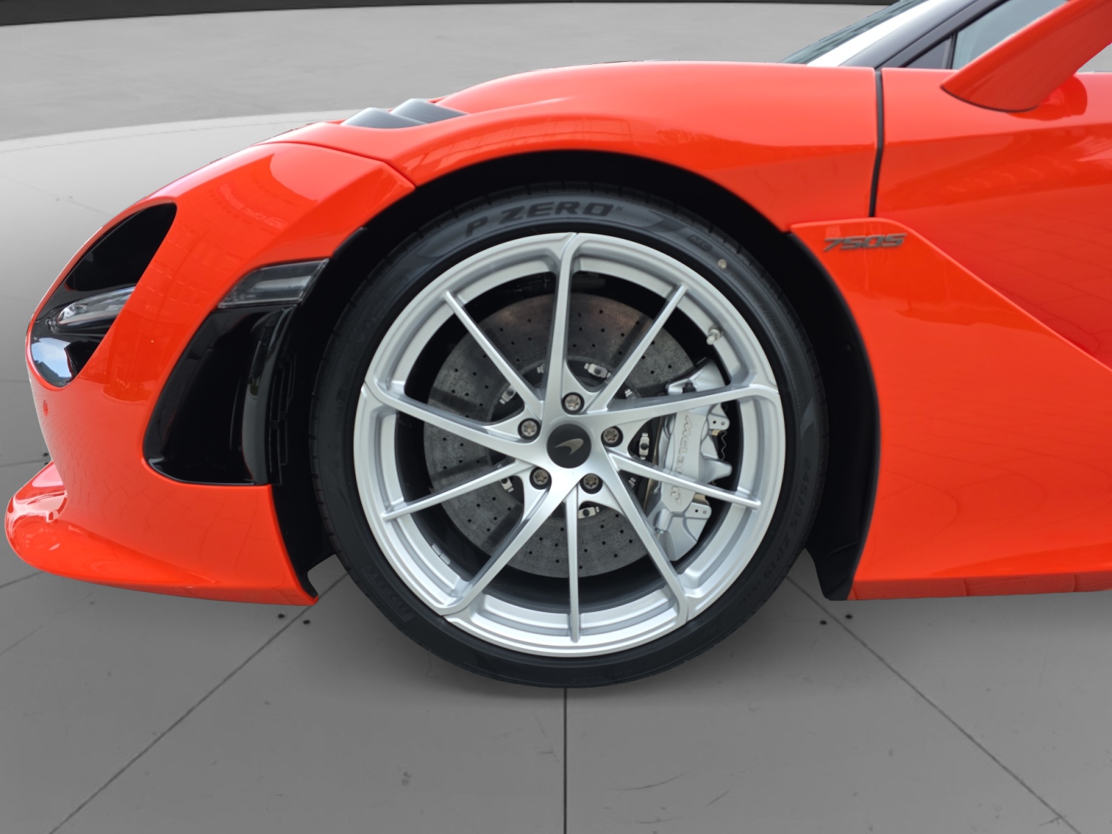 McLAREN 750S Spider Performance-image-8