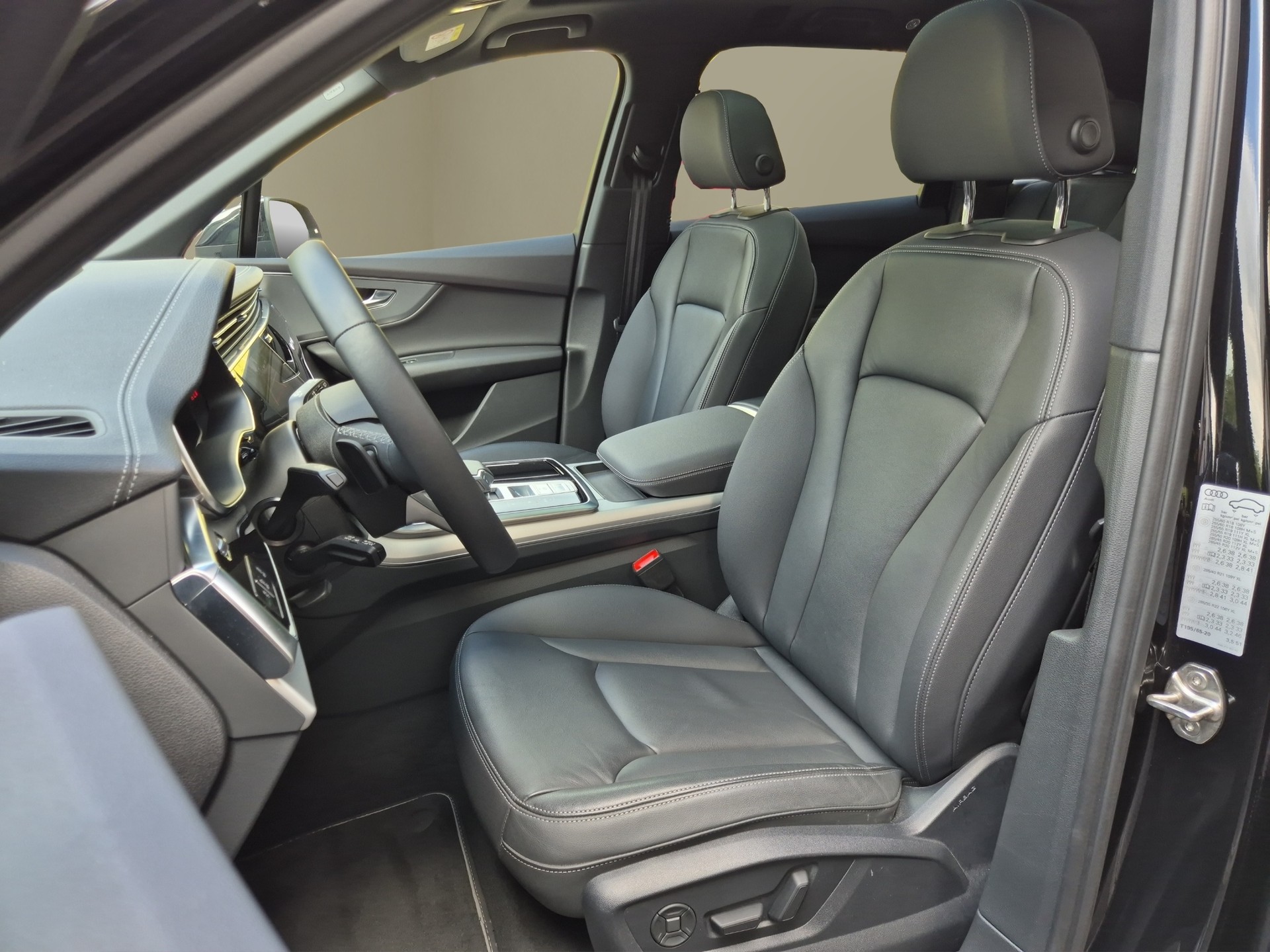 AUDI Q7 55 TFSI S line quattro tiptronic / faceliftmodell-image-8