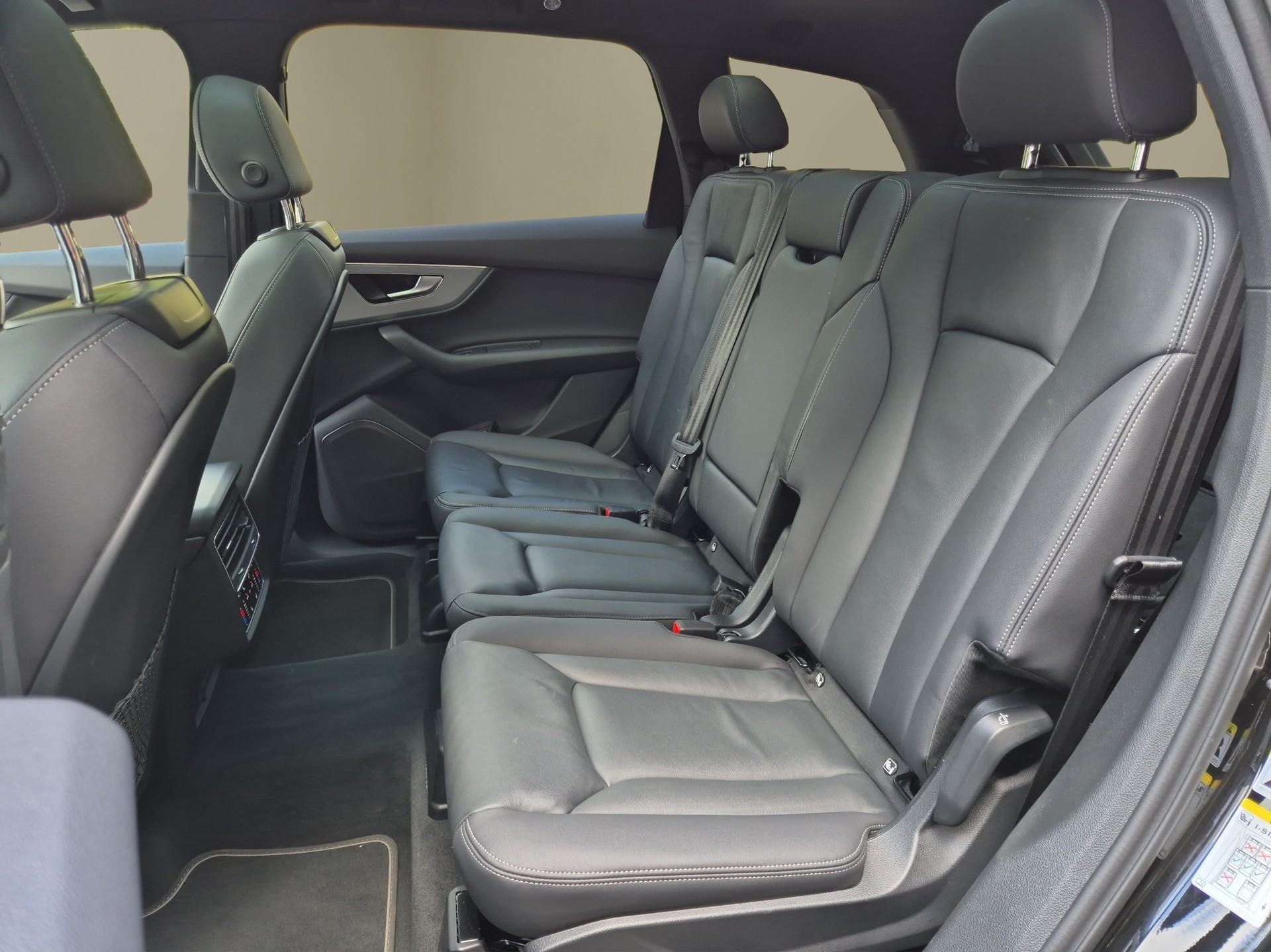 AUDI Q7 55 TFSI S line quattro tiptronic / faceliftmodell-image-13