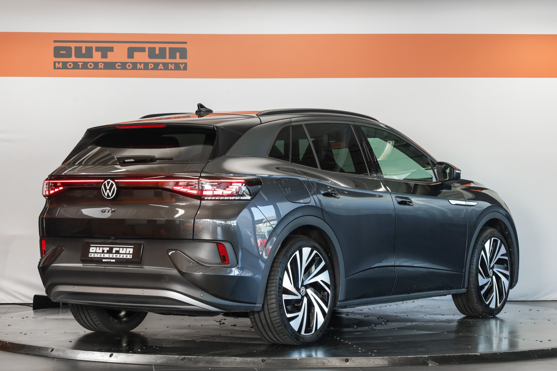 VW ID.4 GTX 77 kWh 4Motion-showroom-element-3