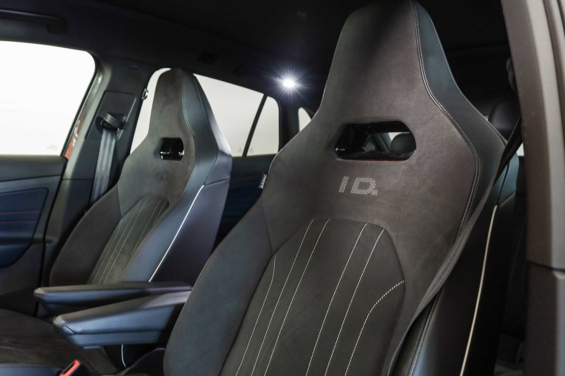 VW ID.4 GTX 77 kWh 4Motion-image-12