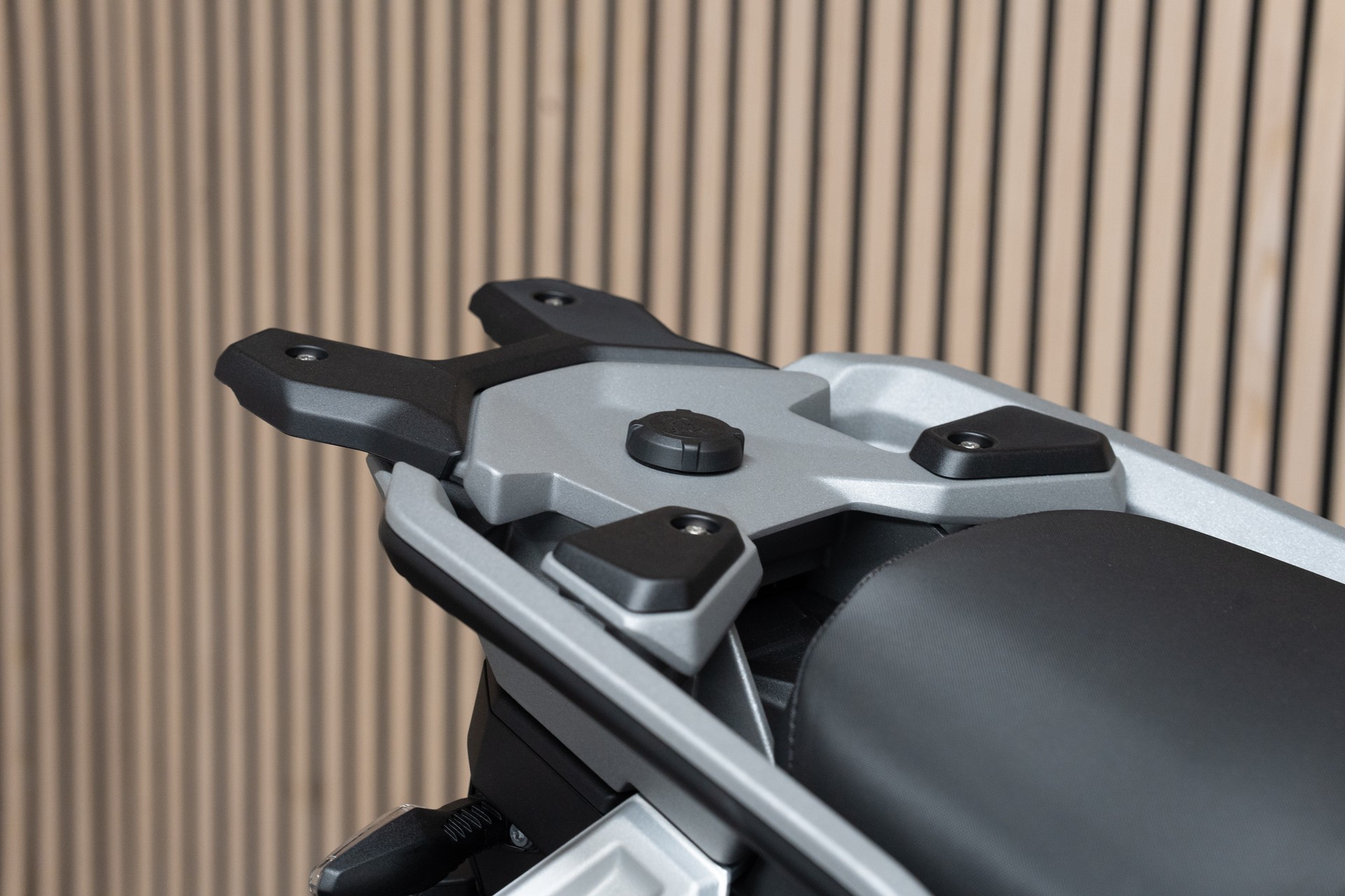 BMW R 1300 GS Adventure mit niedrigem Fahrwerk und Komfortfahrersitz niedrig-image-5