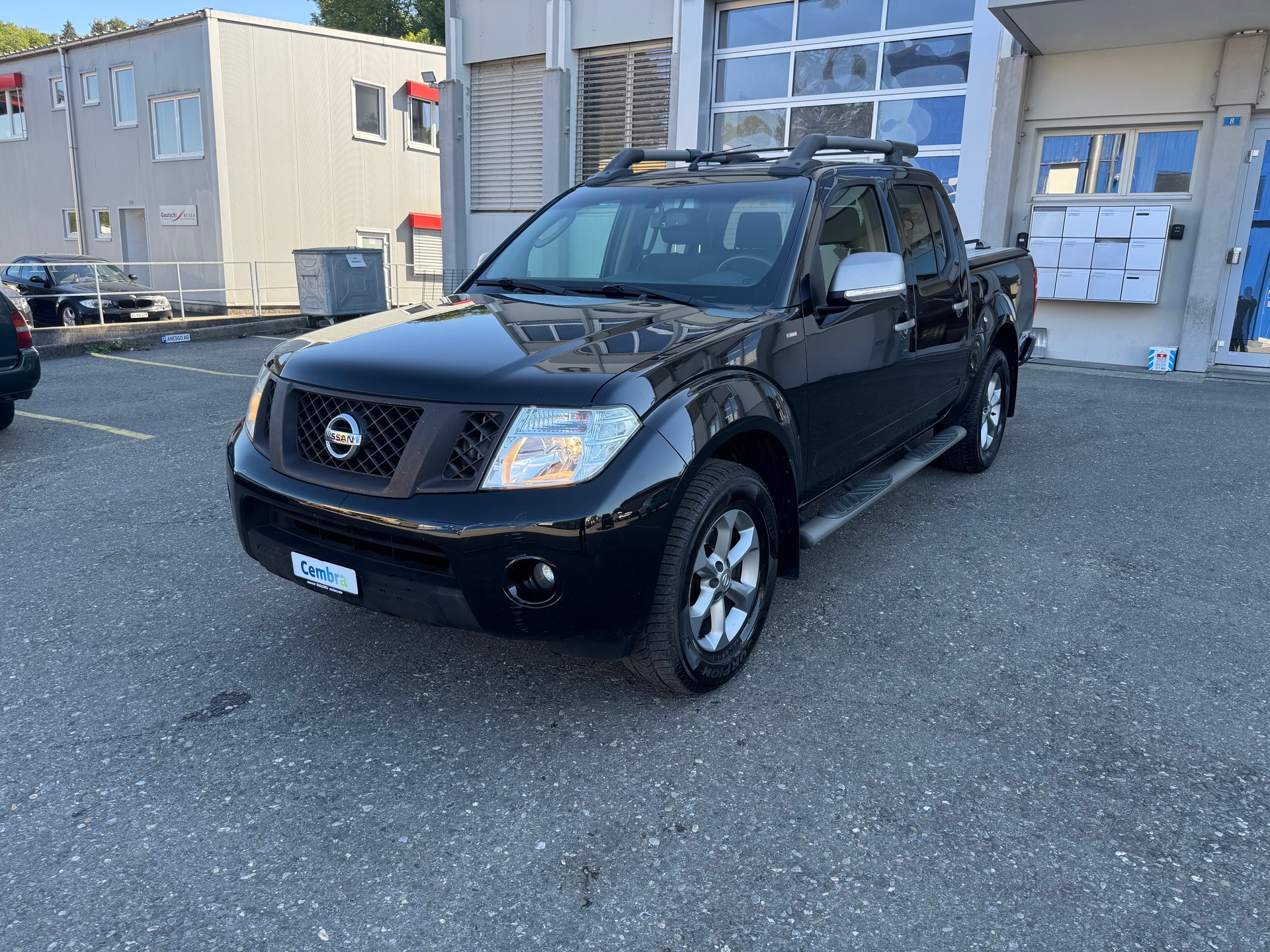 NISSAN Navara Double Cab 2.5 dCi 4WD Automat