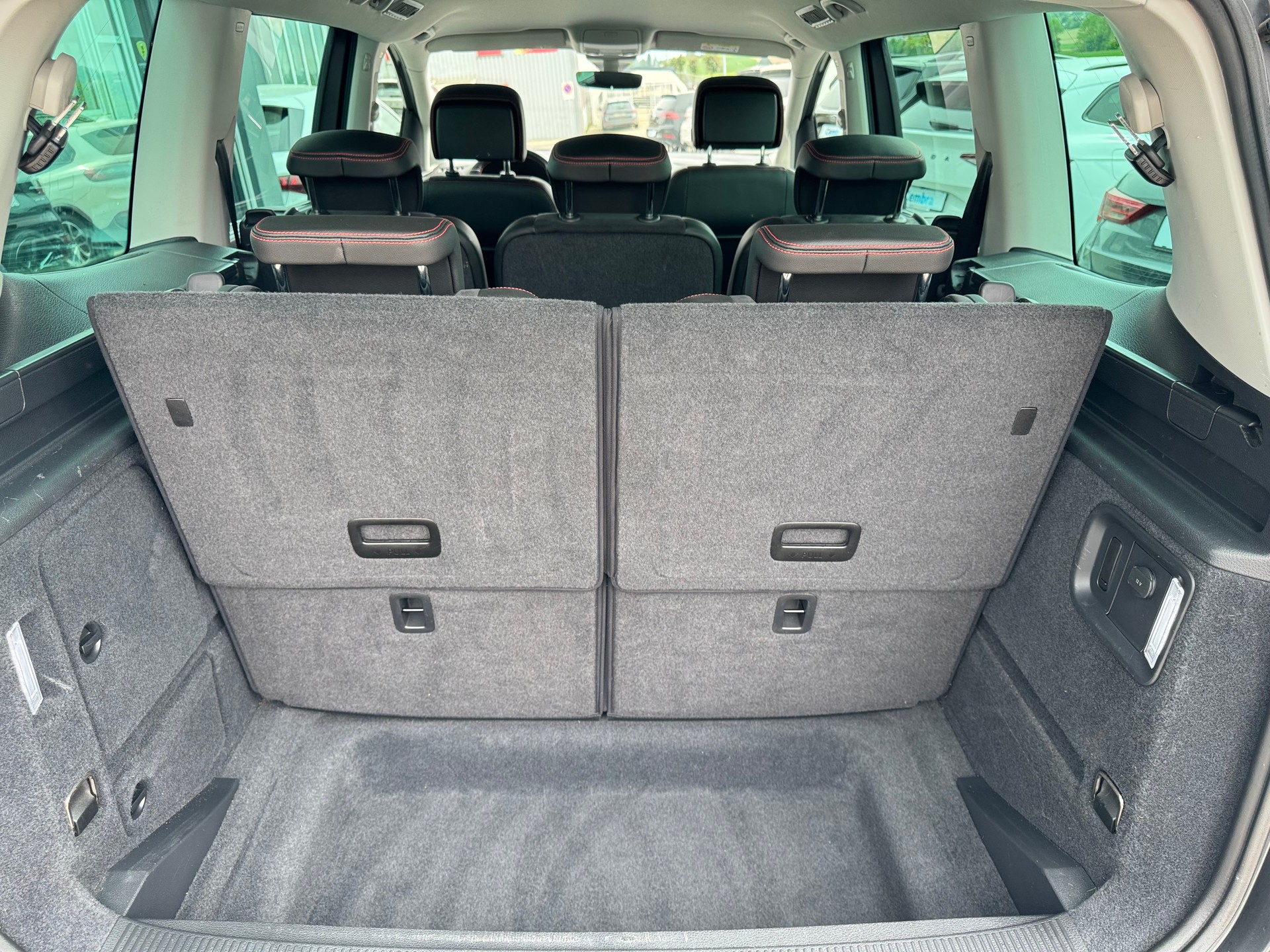 SEAT Alhambra 1.4 TSI FR Line DSG-image-7