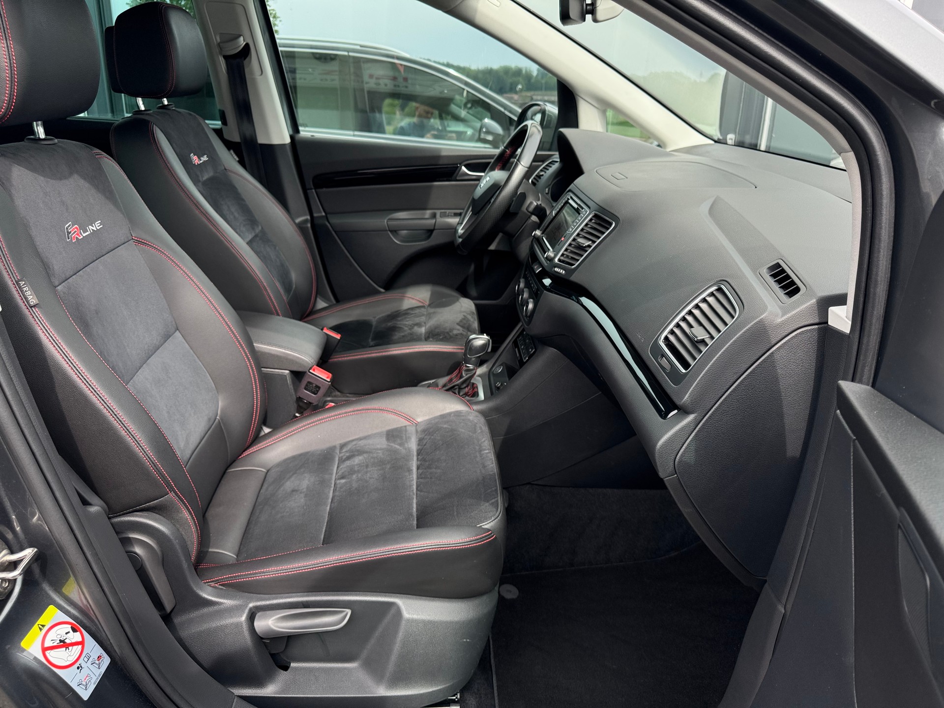 SEAT Alhambra 1.4 TSI FR Line DSG-image-4