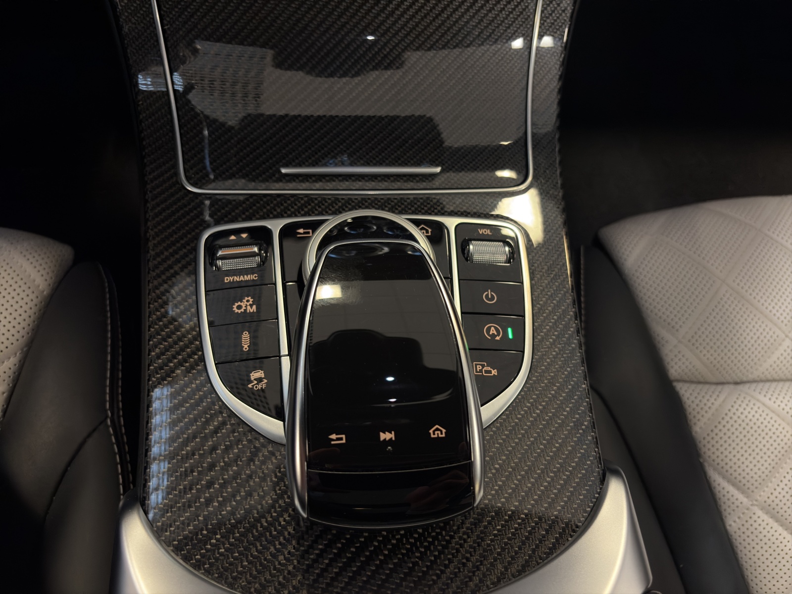 MERCEDES-BENZ C 43 AMG 4Matic-image-15