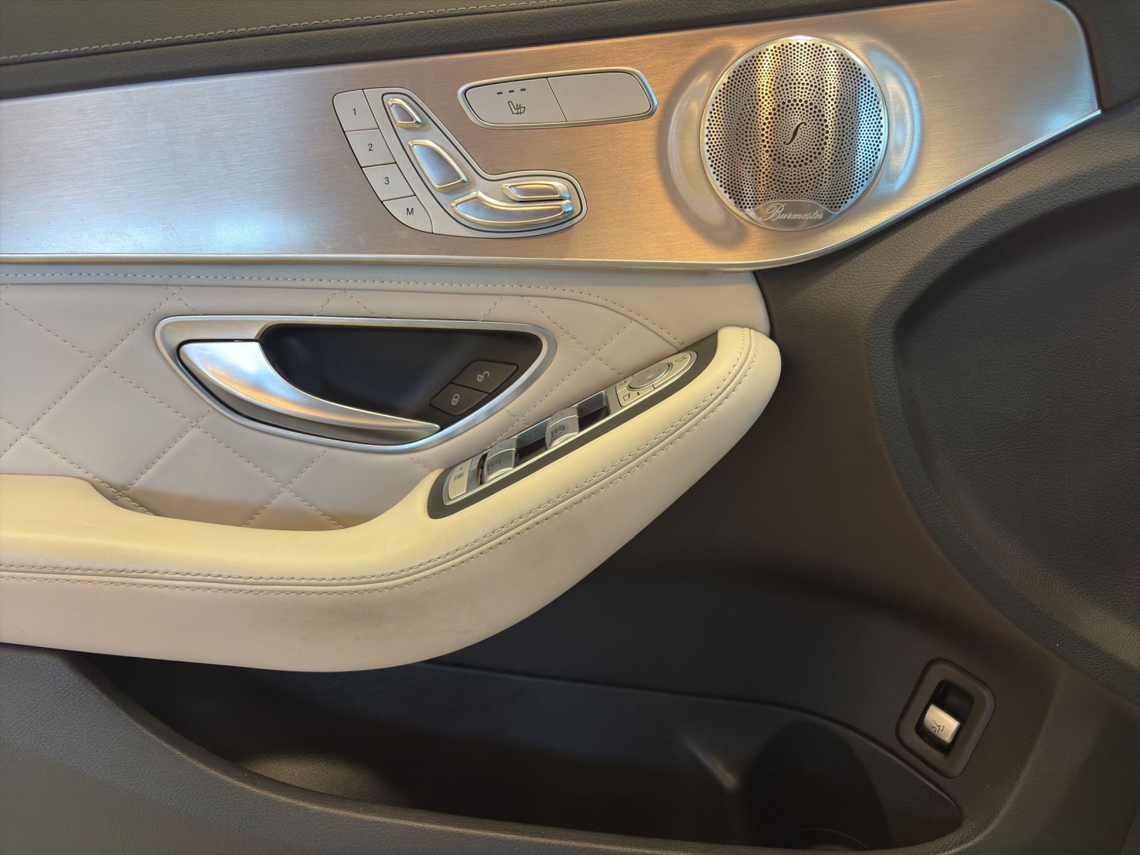 MERCEDES-BENZ C 43 AMG 4Matic-image-7