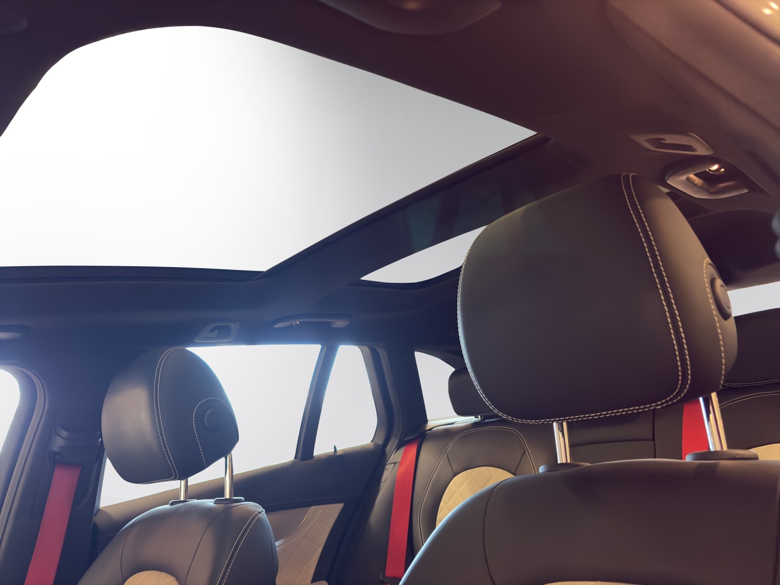 MERCEDES-BENZ C 43 AMG 4Matic-image-8